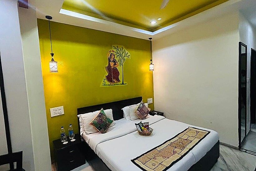 Super Deluxe Room