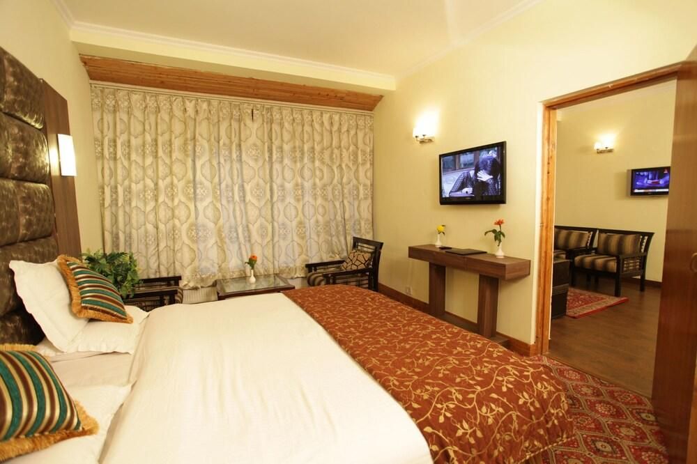 Executive Suite