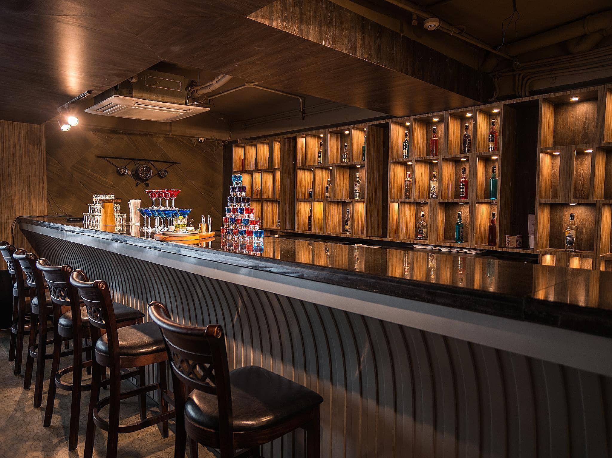 Bar/lounge