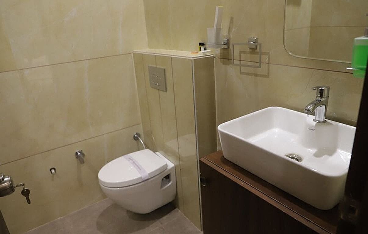 The Royal Casa Luxry Rooms