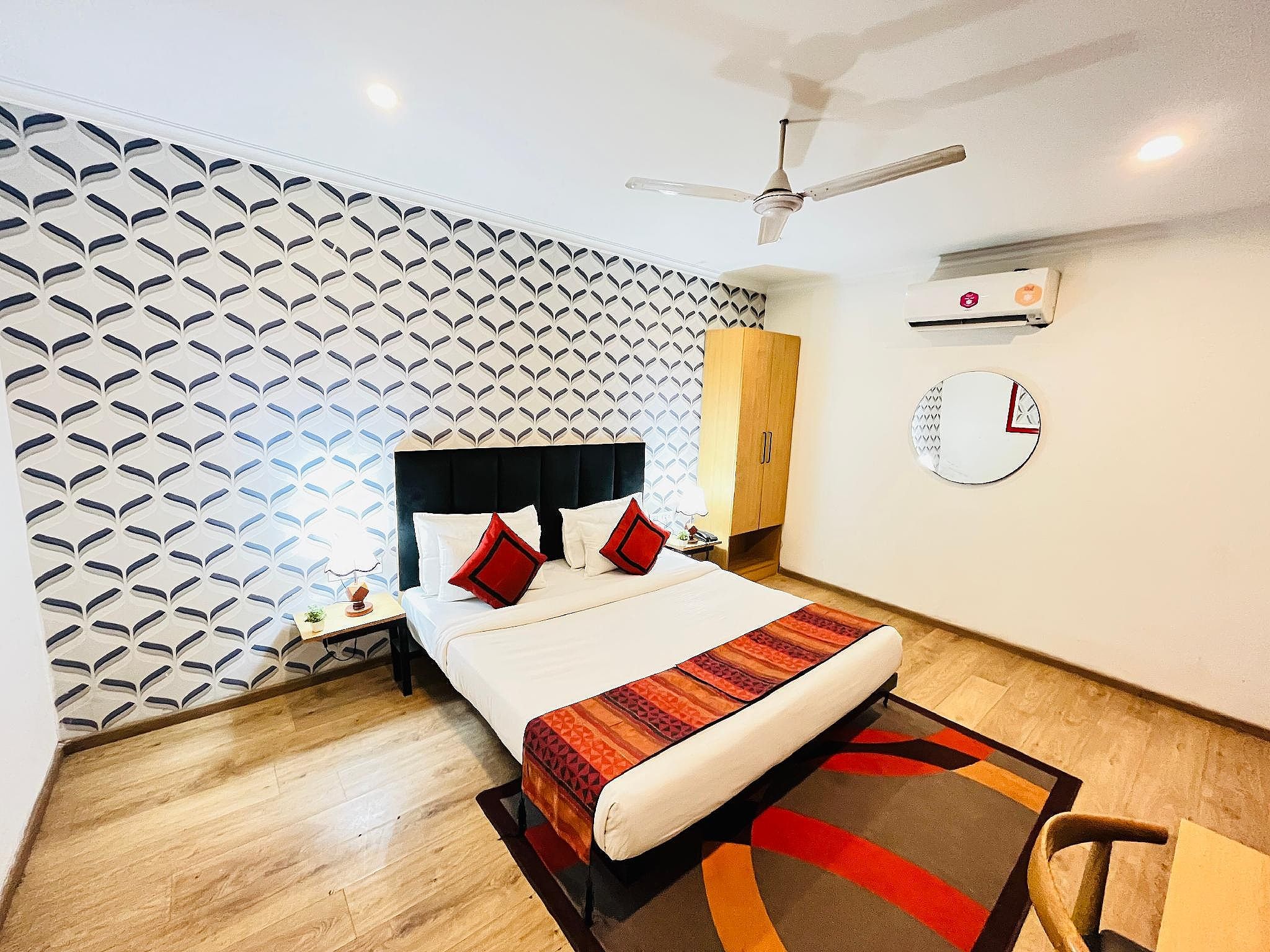 Qotel Chhatarpur