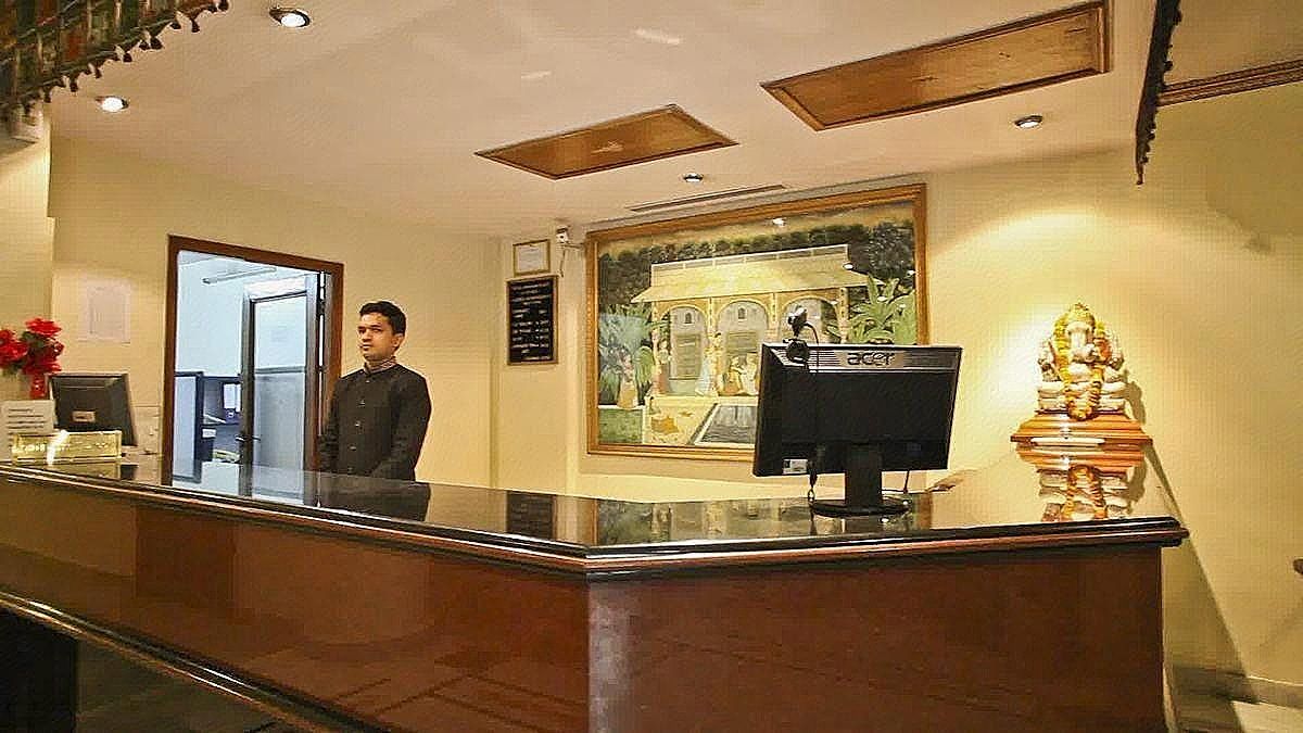 fab9275a13529cbf320671ad5b88bb4e_proc