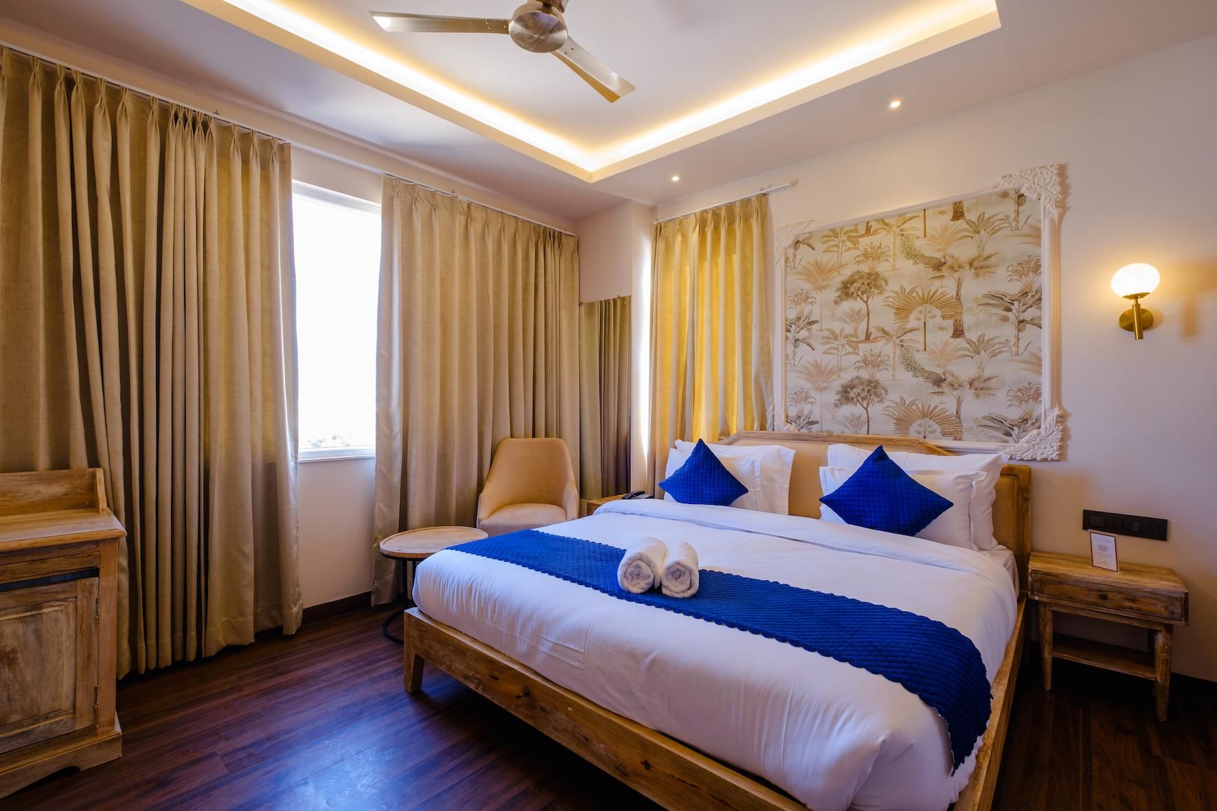 Club City View Room
