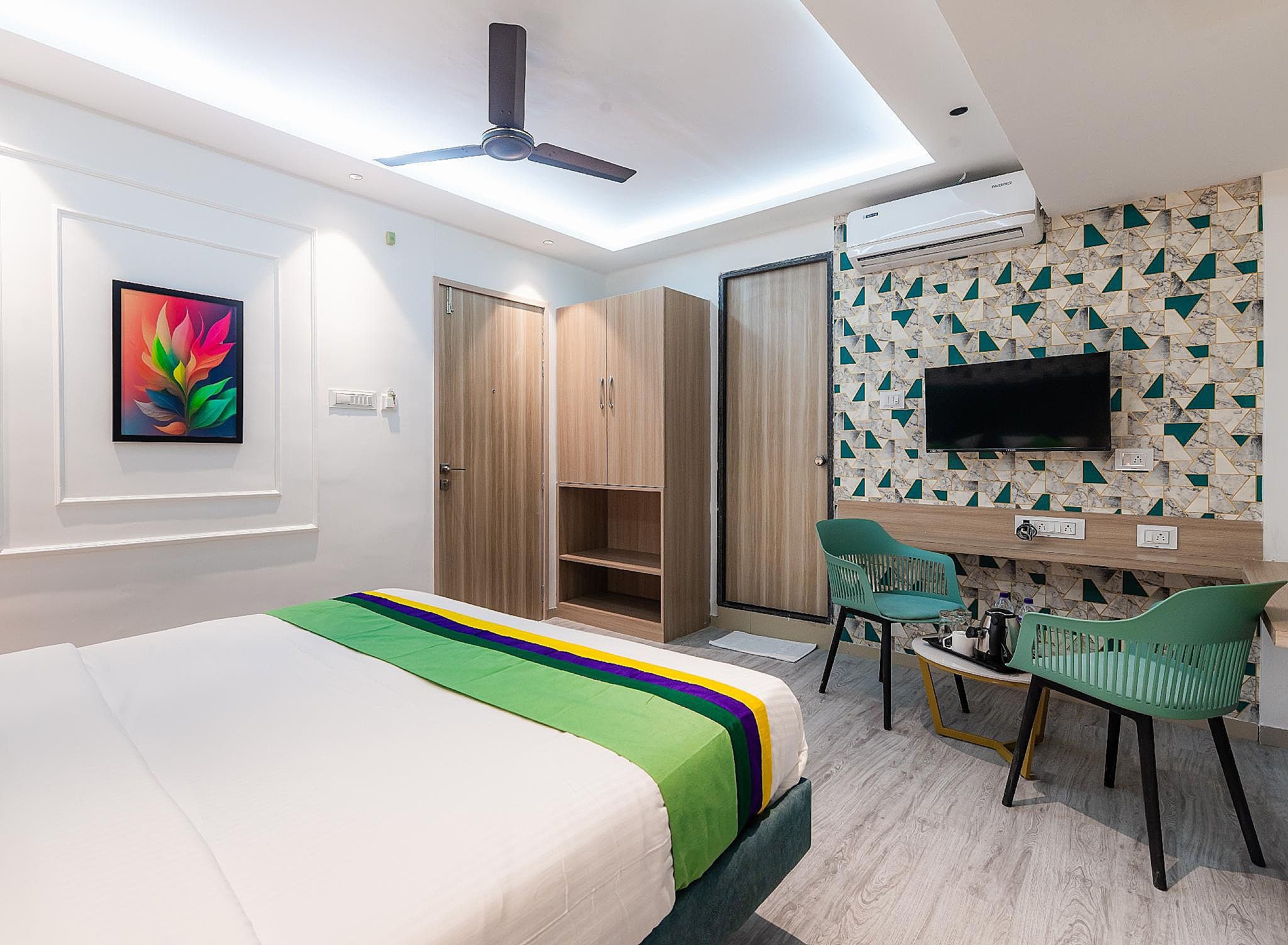 Treebo Cocostay, Hadapsar Standard Double Room 2