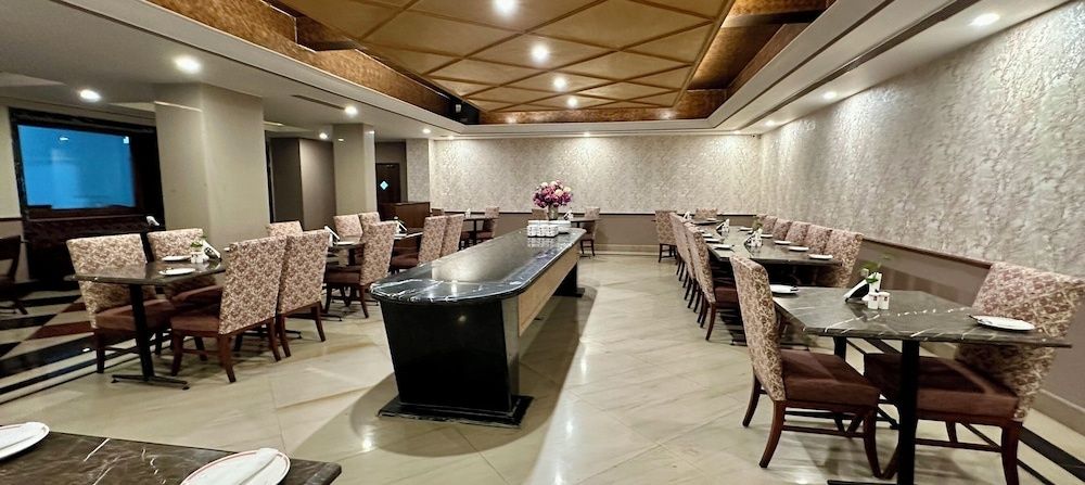 undefined Ritz Plaza (1+1 on Select Beverages, Swimming Pool Available*) 3