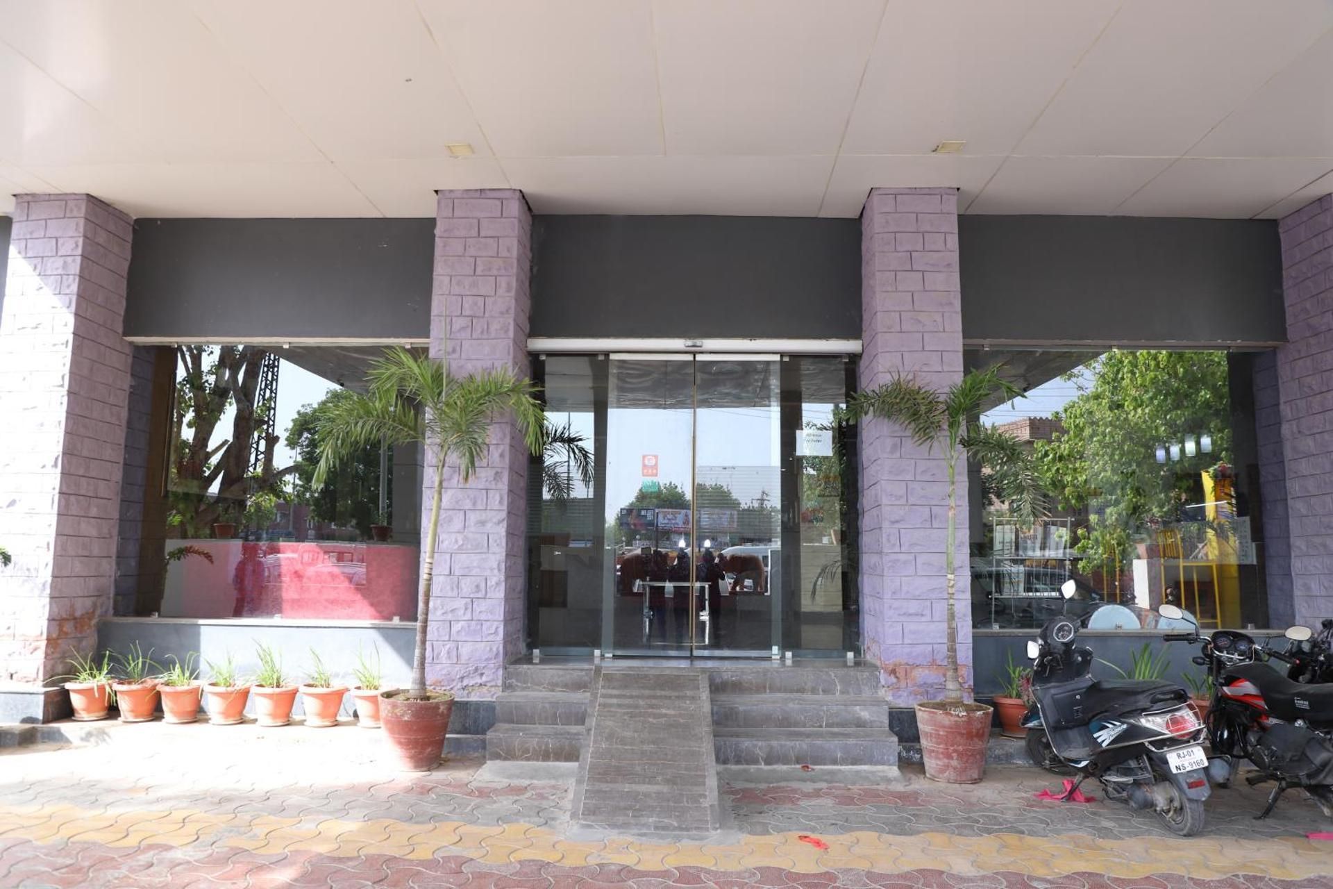 Hotel Exterior