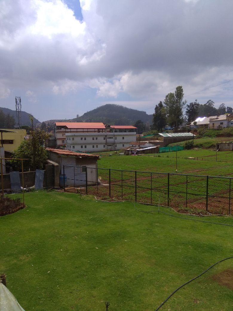 Sanctuary Boutique Hotel Ooty garden 2