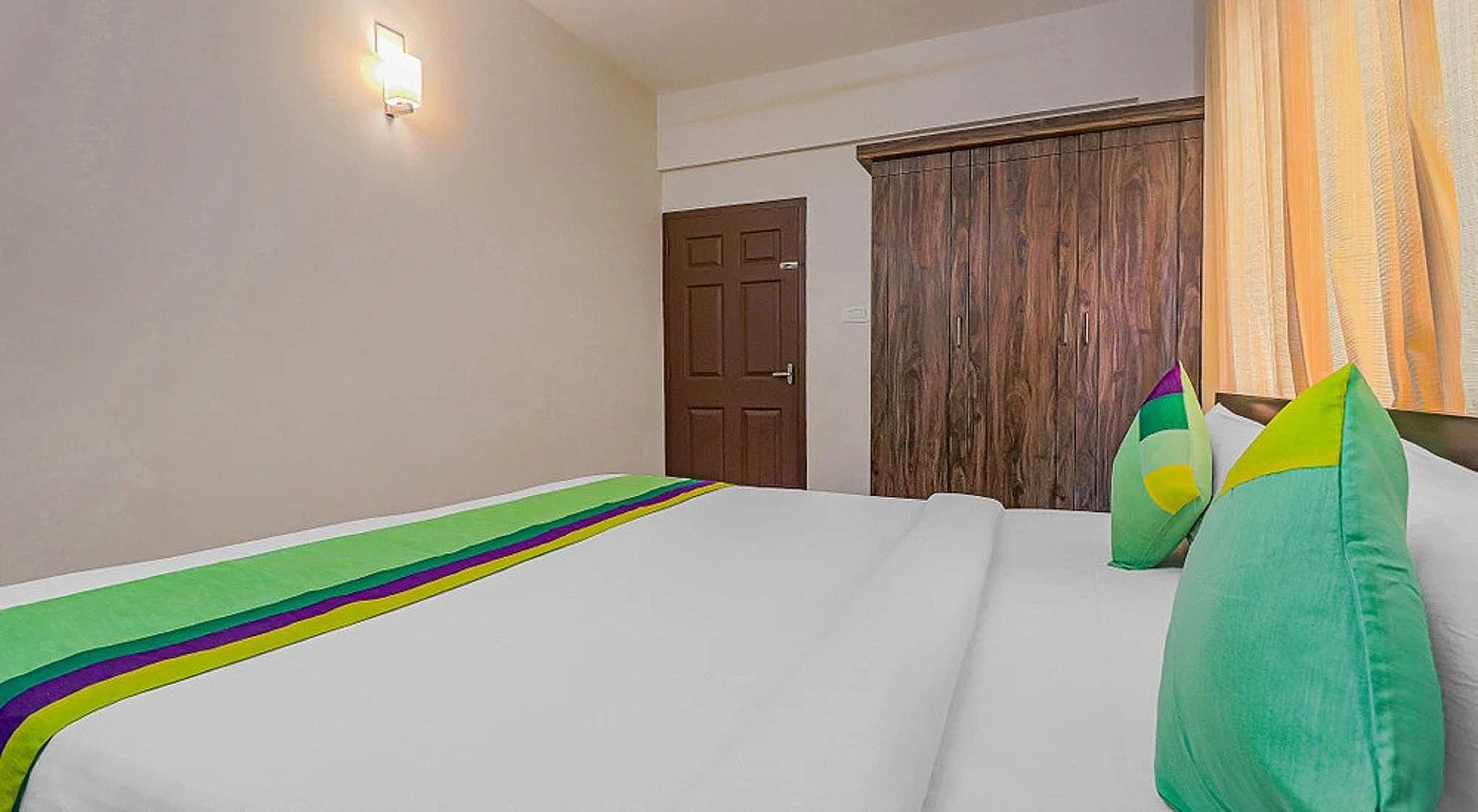 One Bedroom Apartment