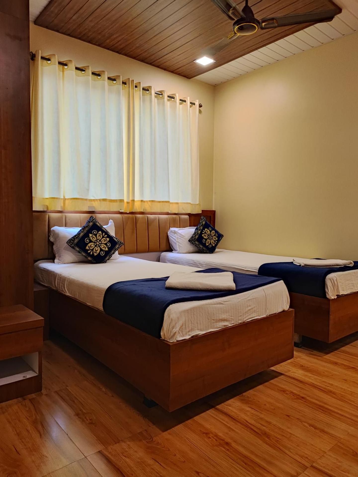 Hotel Starlit Standard Room