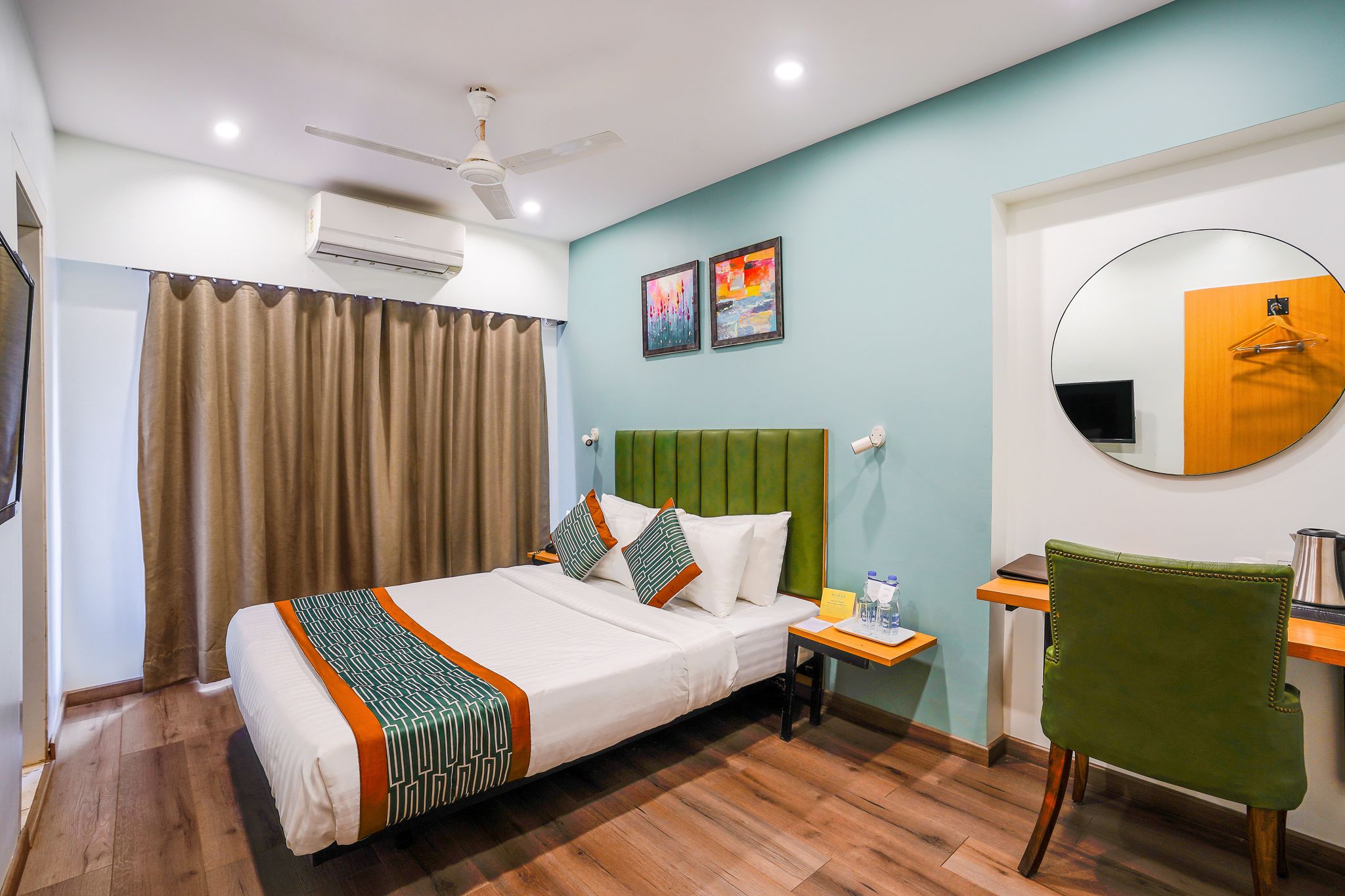 Apex Beacon Hotel, Mumbai Deluxe Room