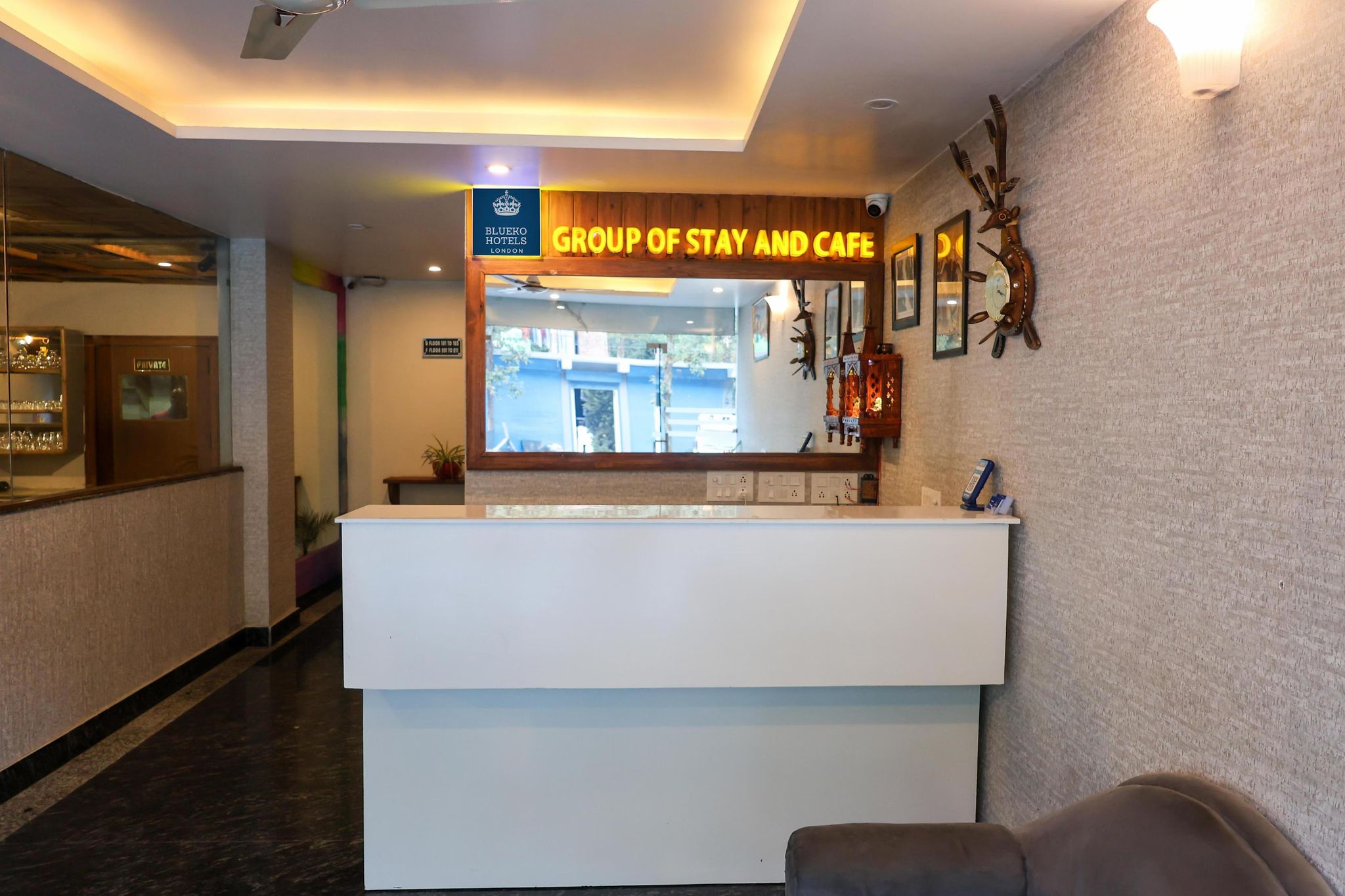 The 9 Oaks