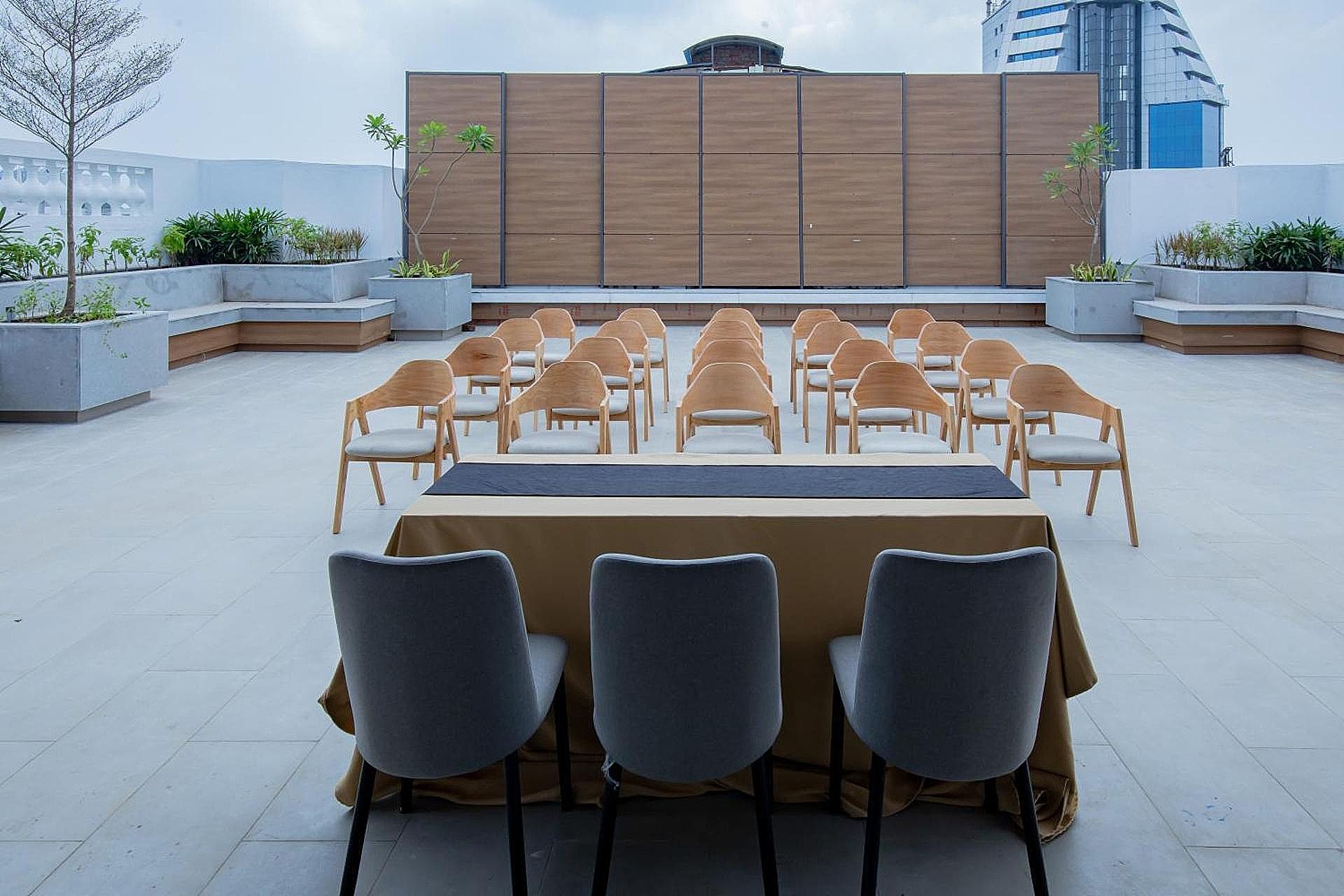 banquet hall