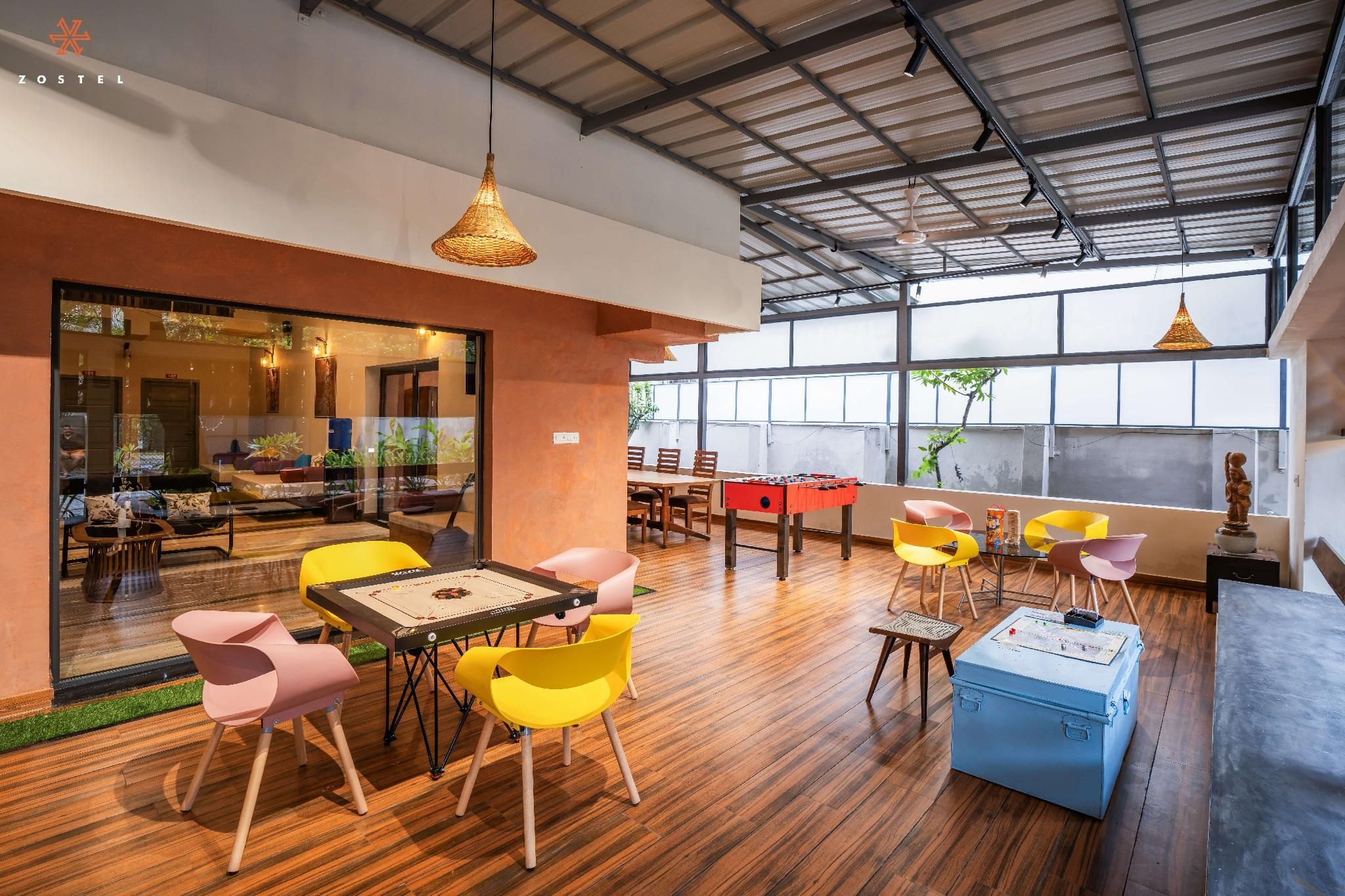 shared lounge/tv area