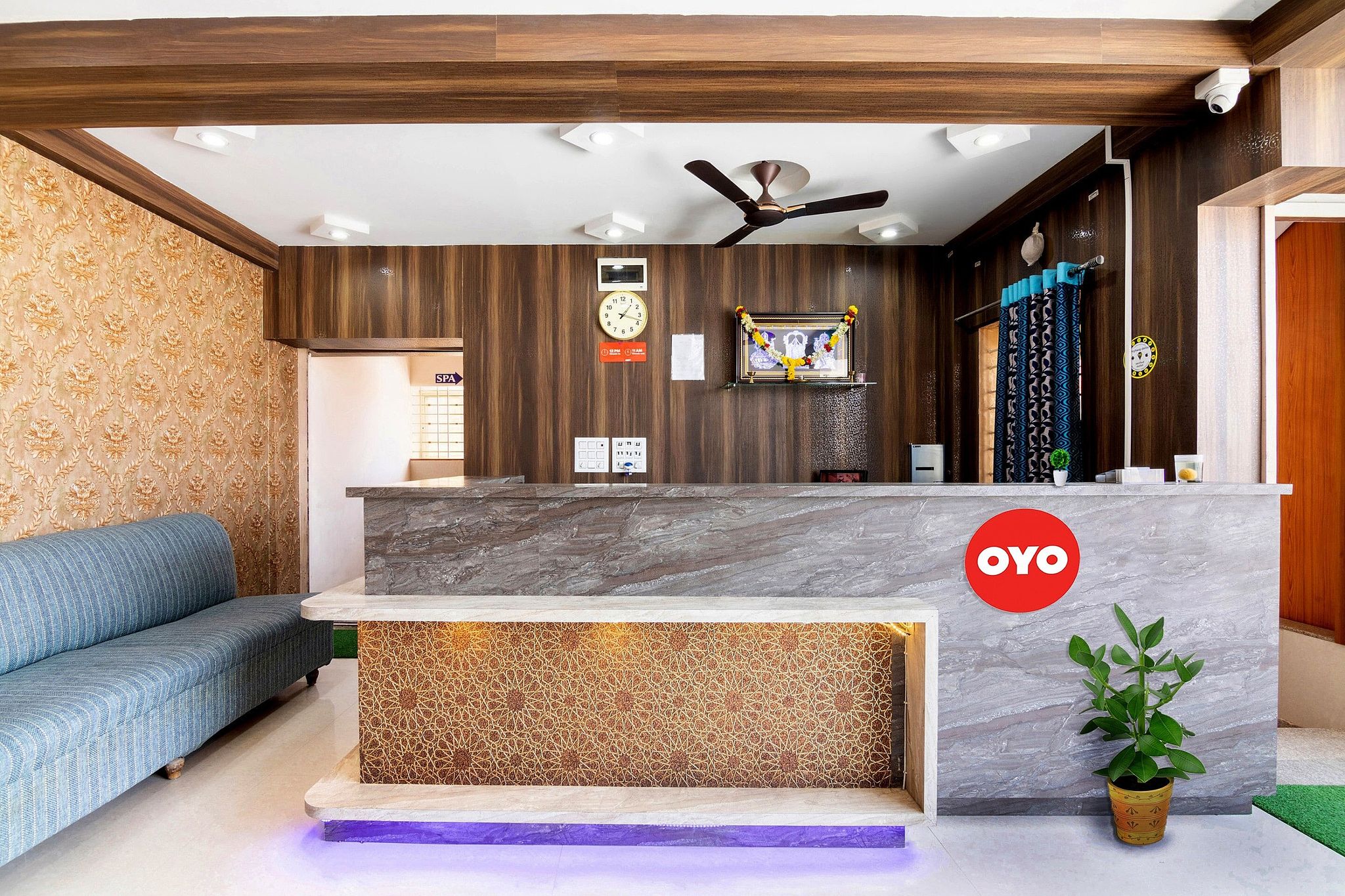 Western Suites Hotel and Spa