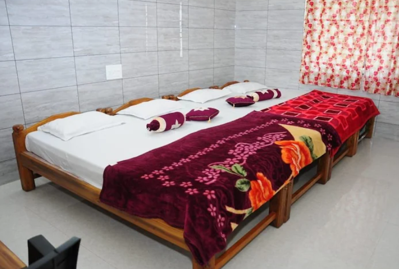 Aryan Residency 4 Bed-Ac Room 3