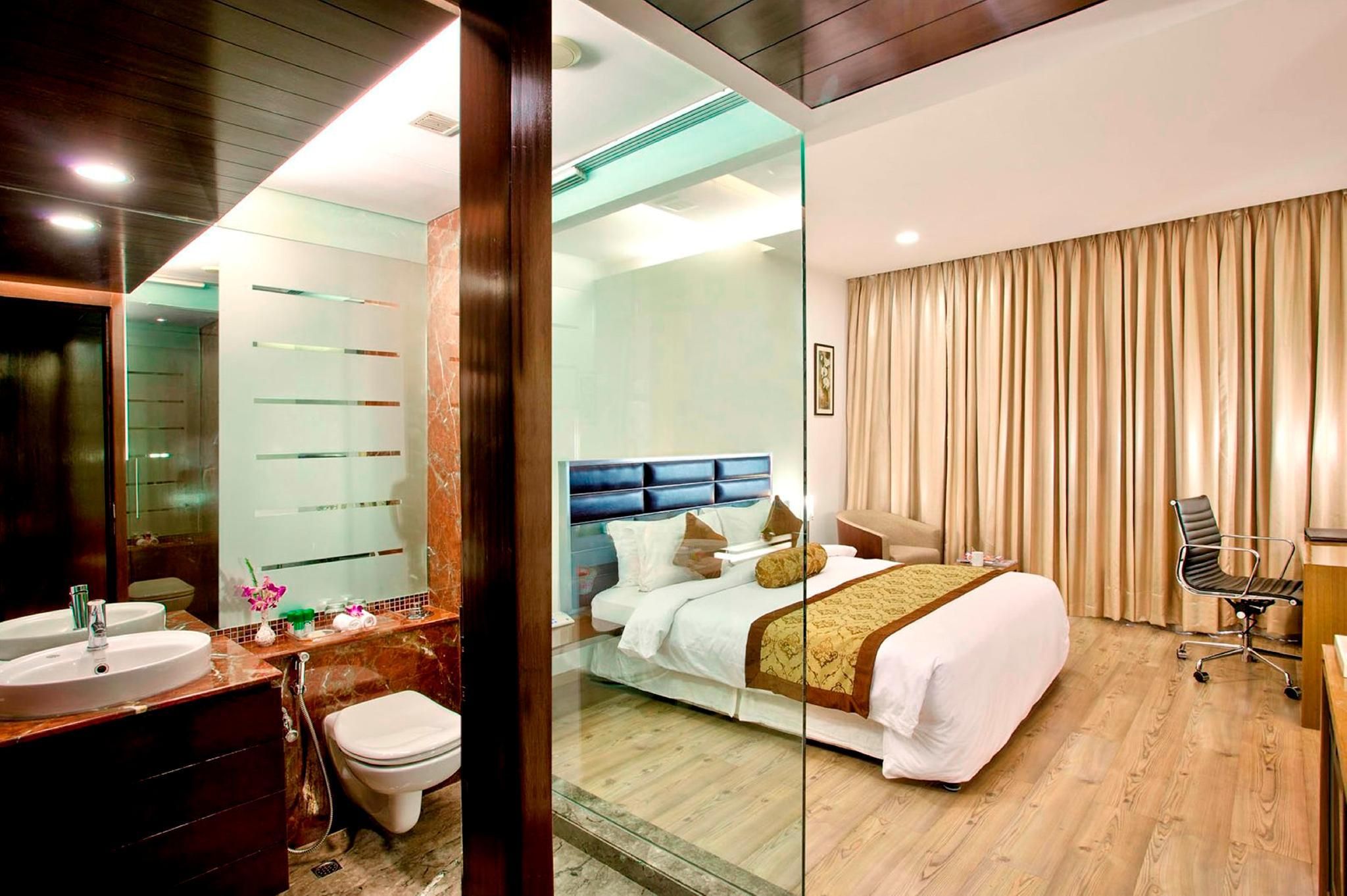 1 King Bed Superior Room