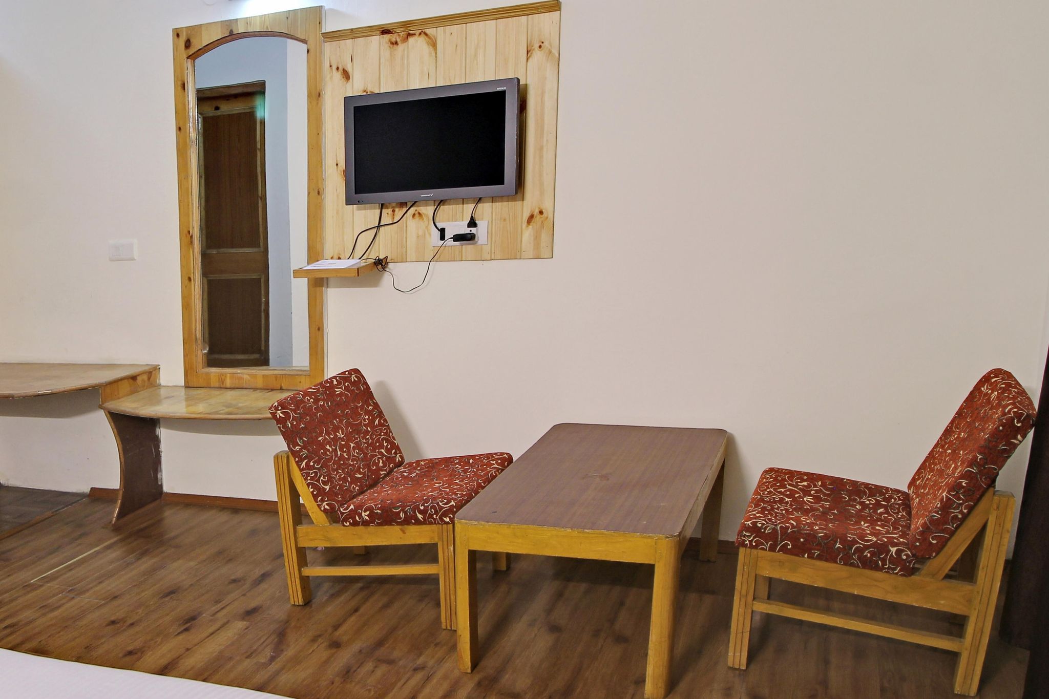 The Mountain Face (Snow City Hotels)  Standard Room without balcony 12