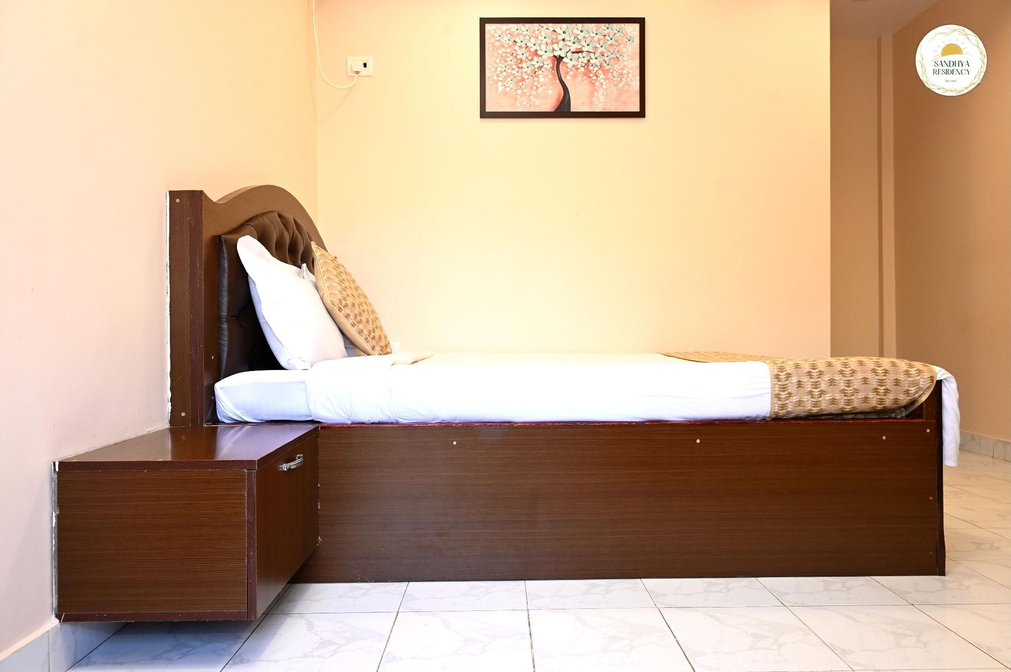 Standard - 1 Double Bed