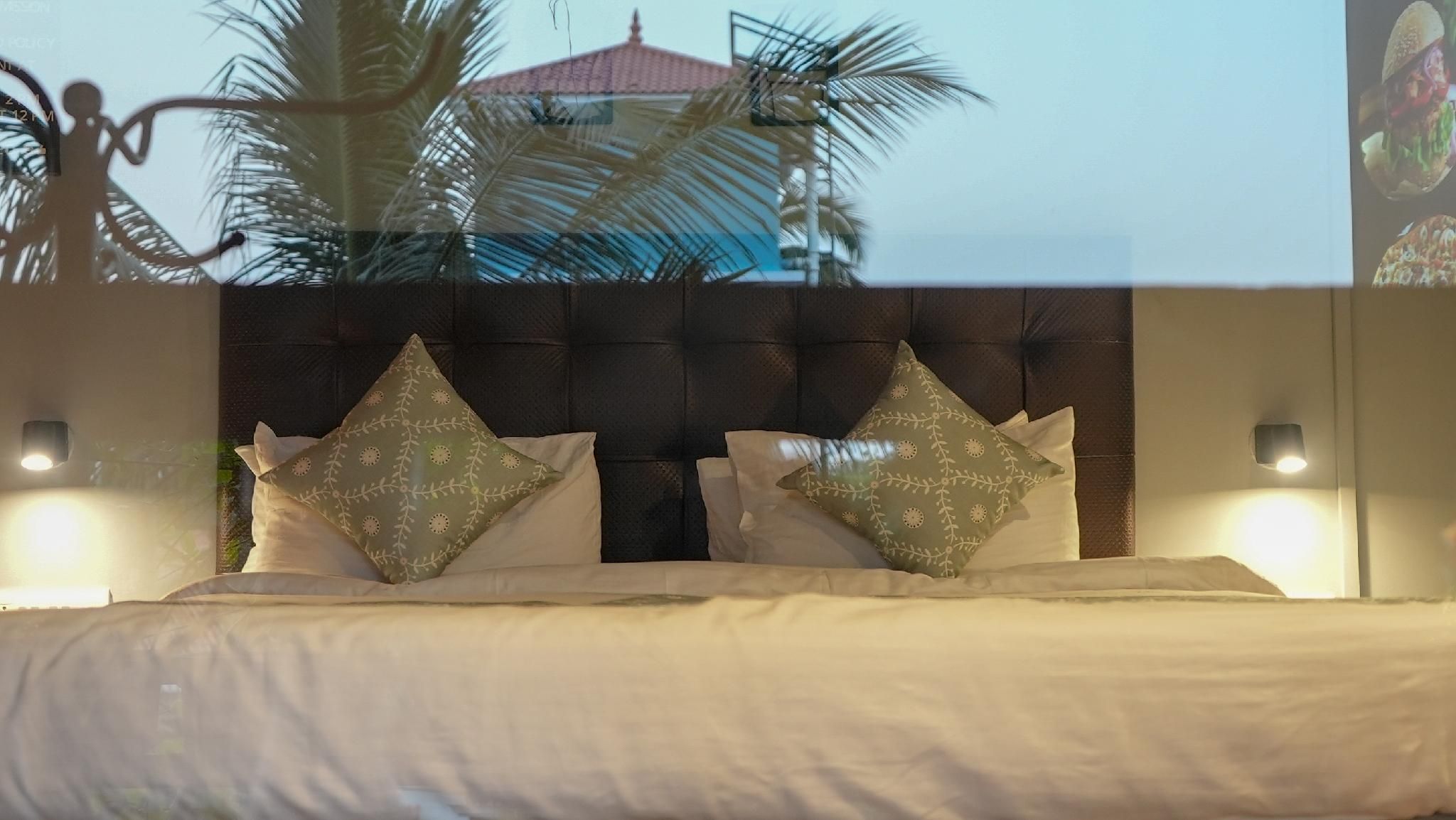 Sortby Stays , Vagator Studio Balcony 2