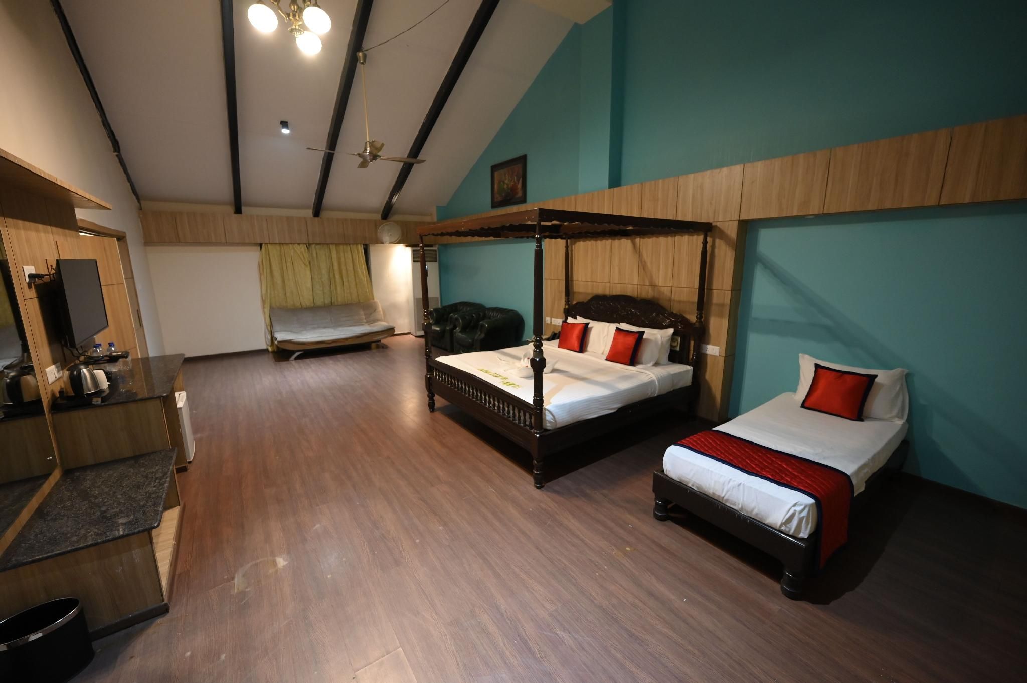 Spree One Resort And Convention Annavaram Suite Room 2