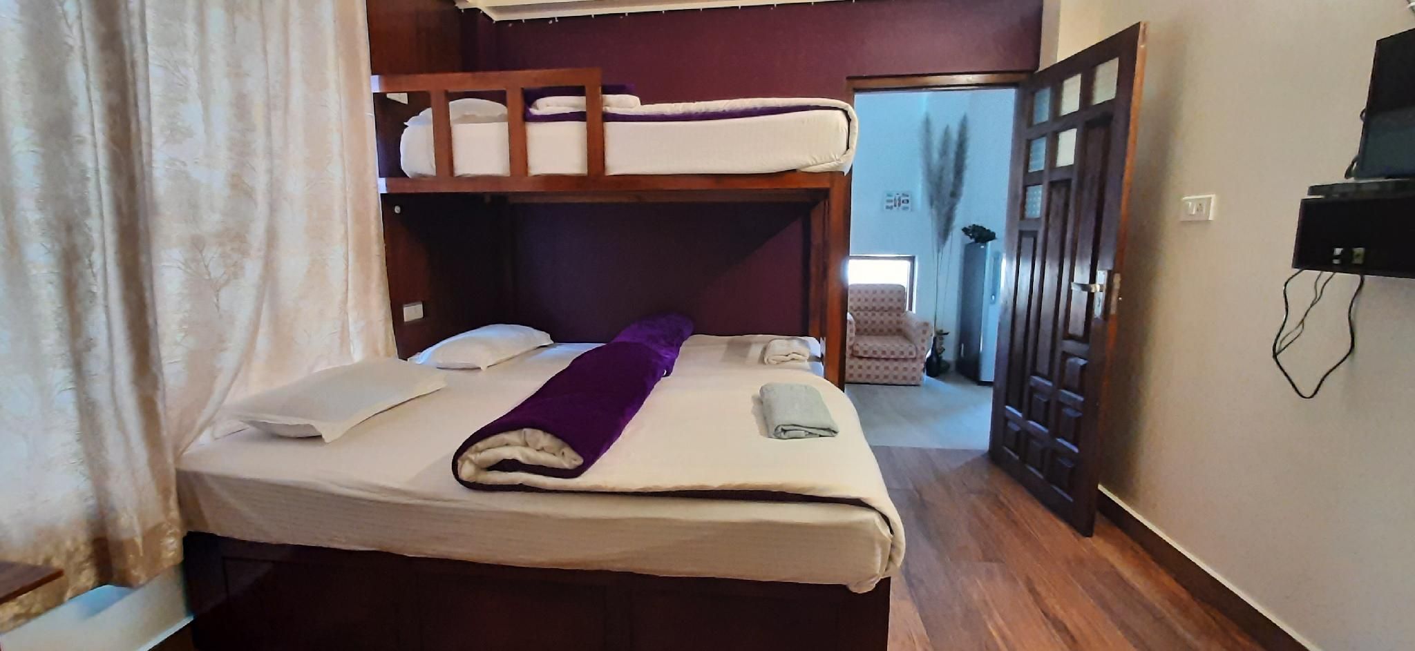 Triple Deluxe Room