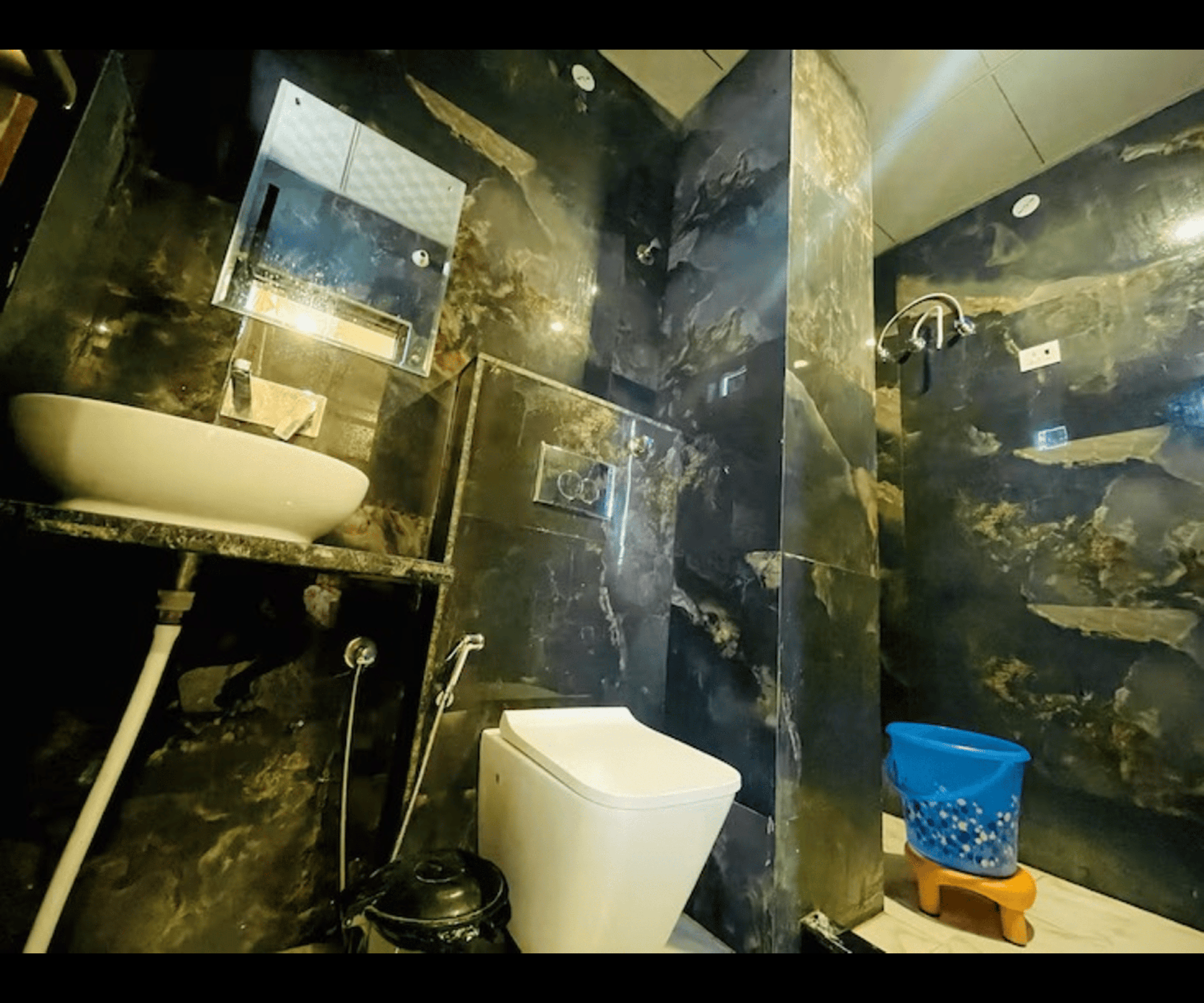 Hotel Hari Inn Standard Room 3