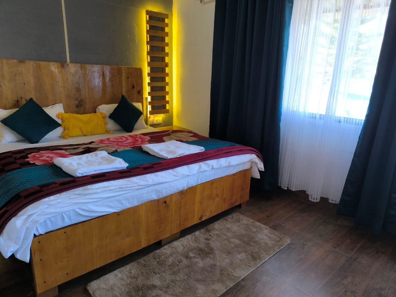 Cottage Room with Double Bed