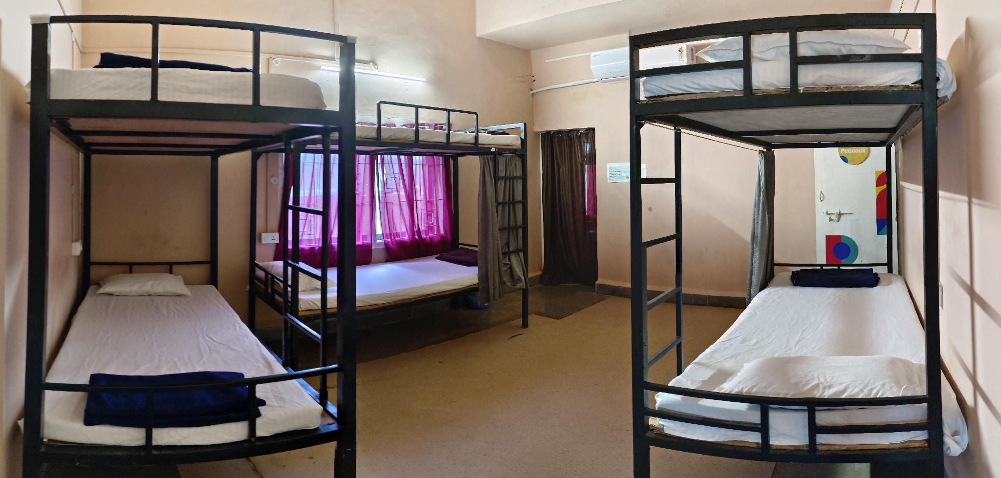 10 People in 10-Bed Dormitory - Mixed