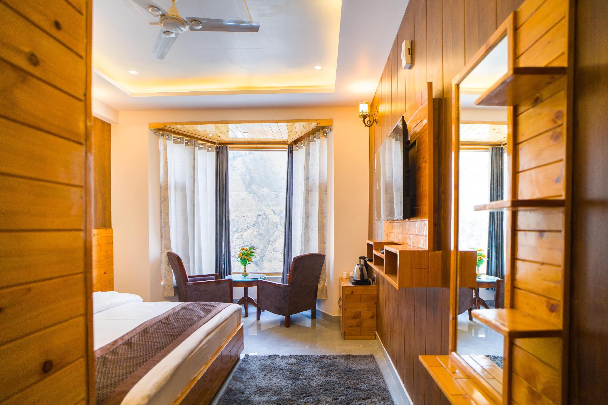 Super Deluxe Room