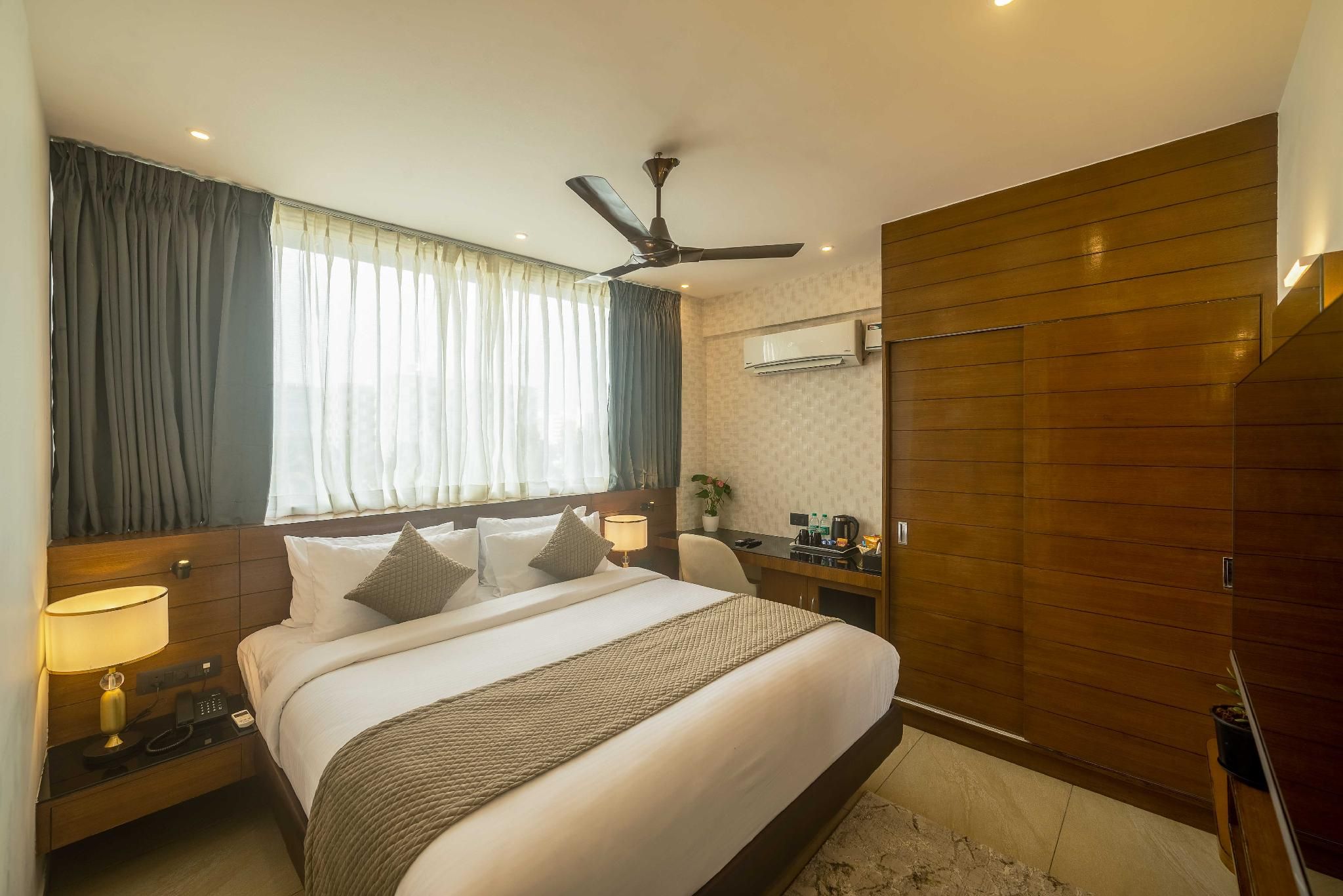 Deluxe Room City View