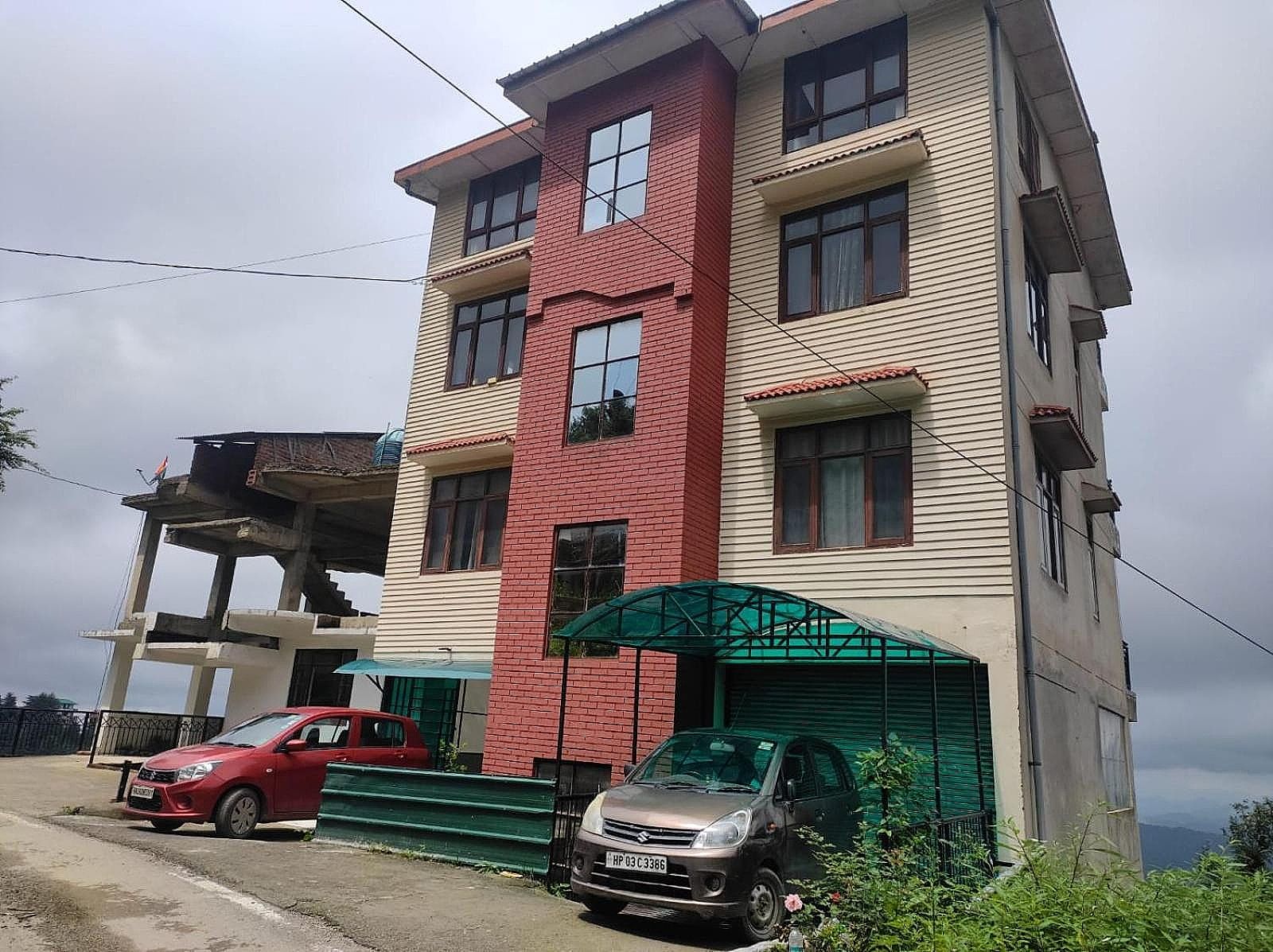 Jujurana Homestay-Valley Views, Shoghi