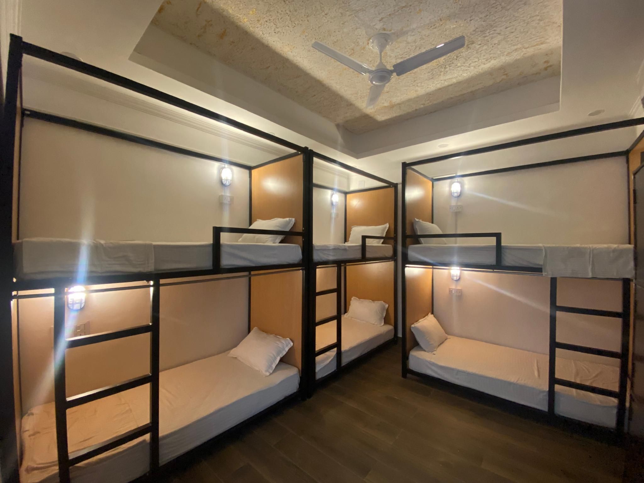 1 Person in 6-Bed Dormitory
