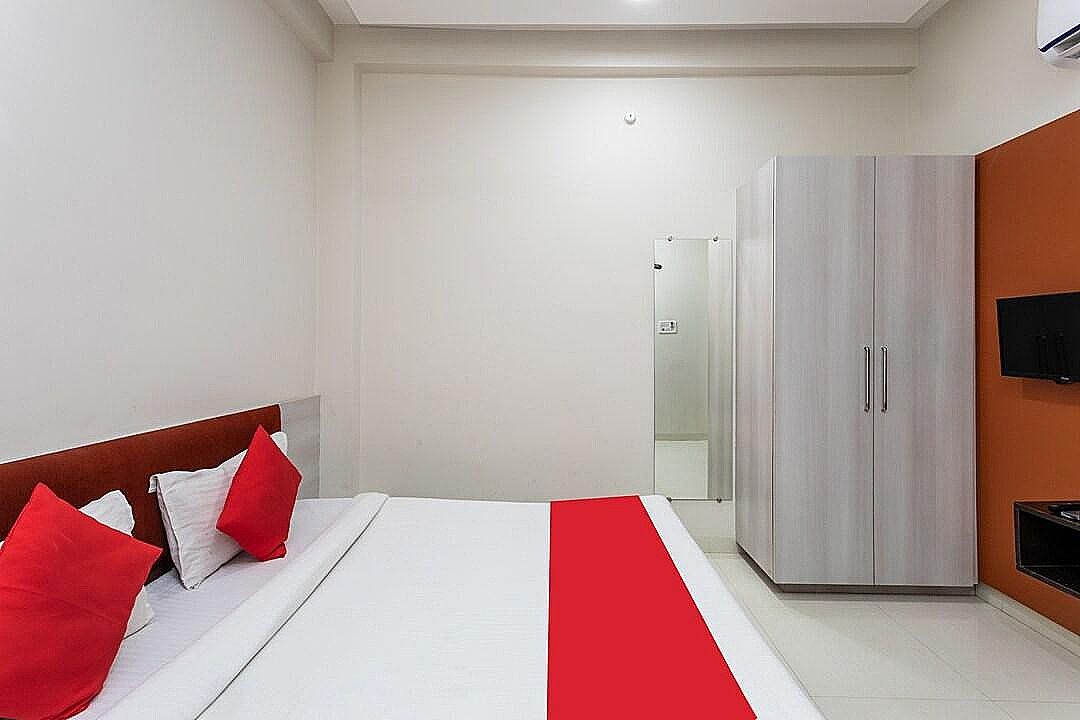 JMC Star Inn Deluxe Room  2