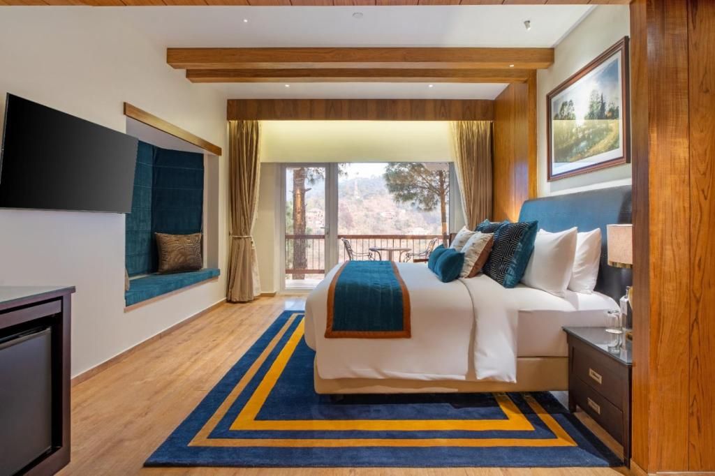 Moksha Himalaya Spa Resort Moksha Suite 3