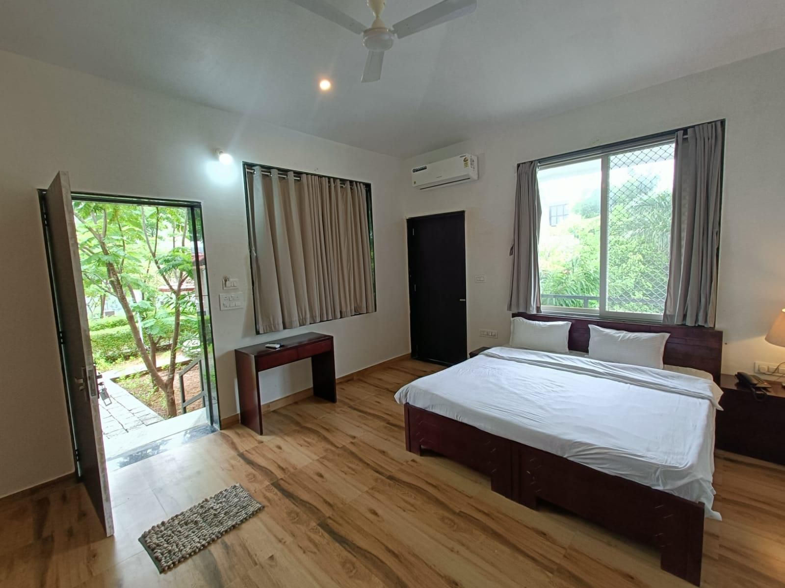 The Highgarden Resort Premium Room 3