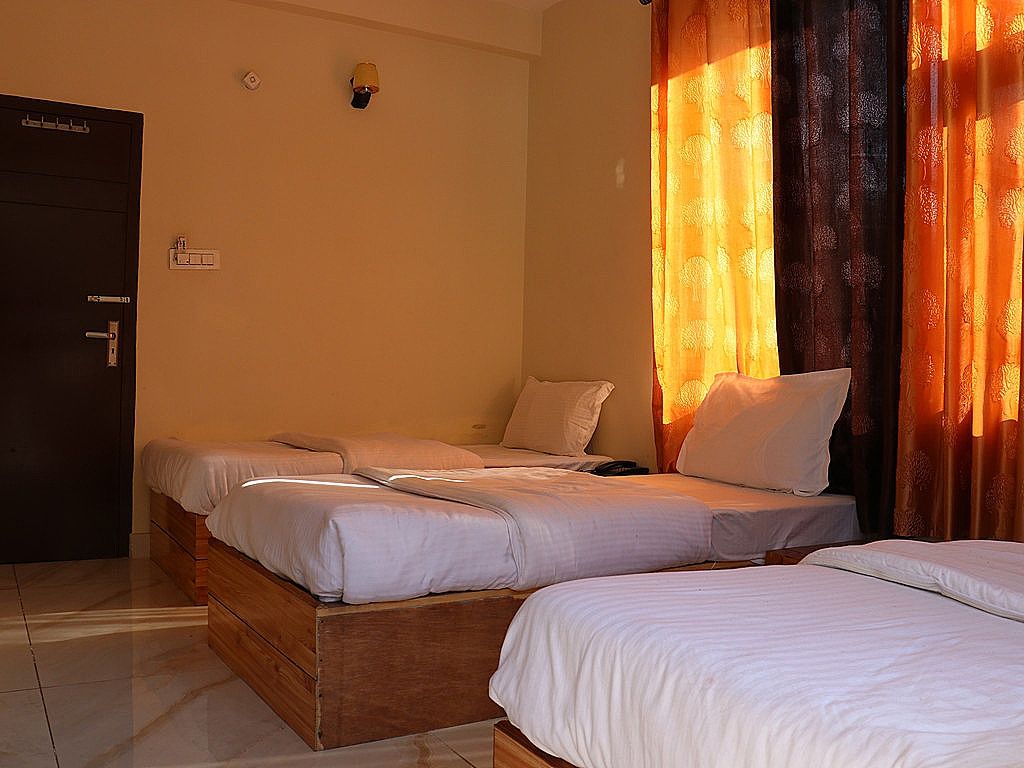 Triple Room With Balcony