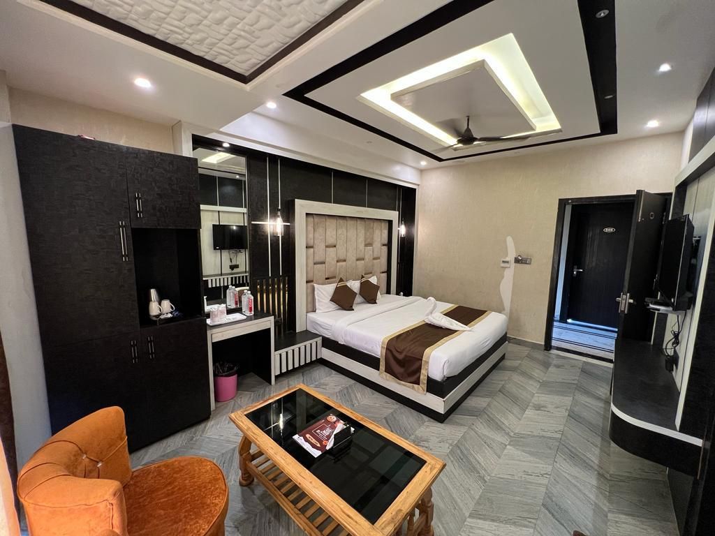 Deluxe Premier King Room