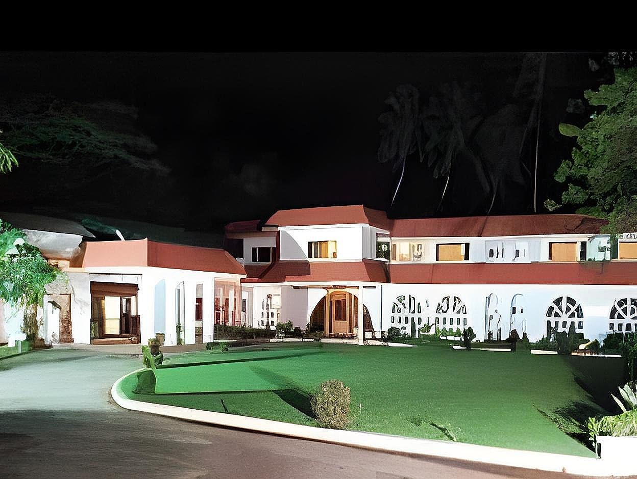 Hotel Exterior