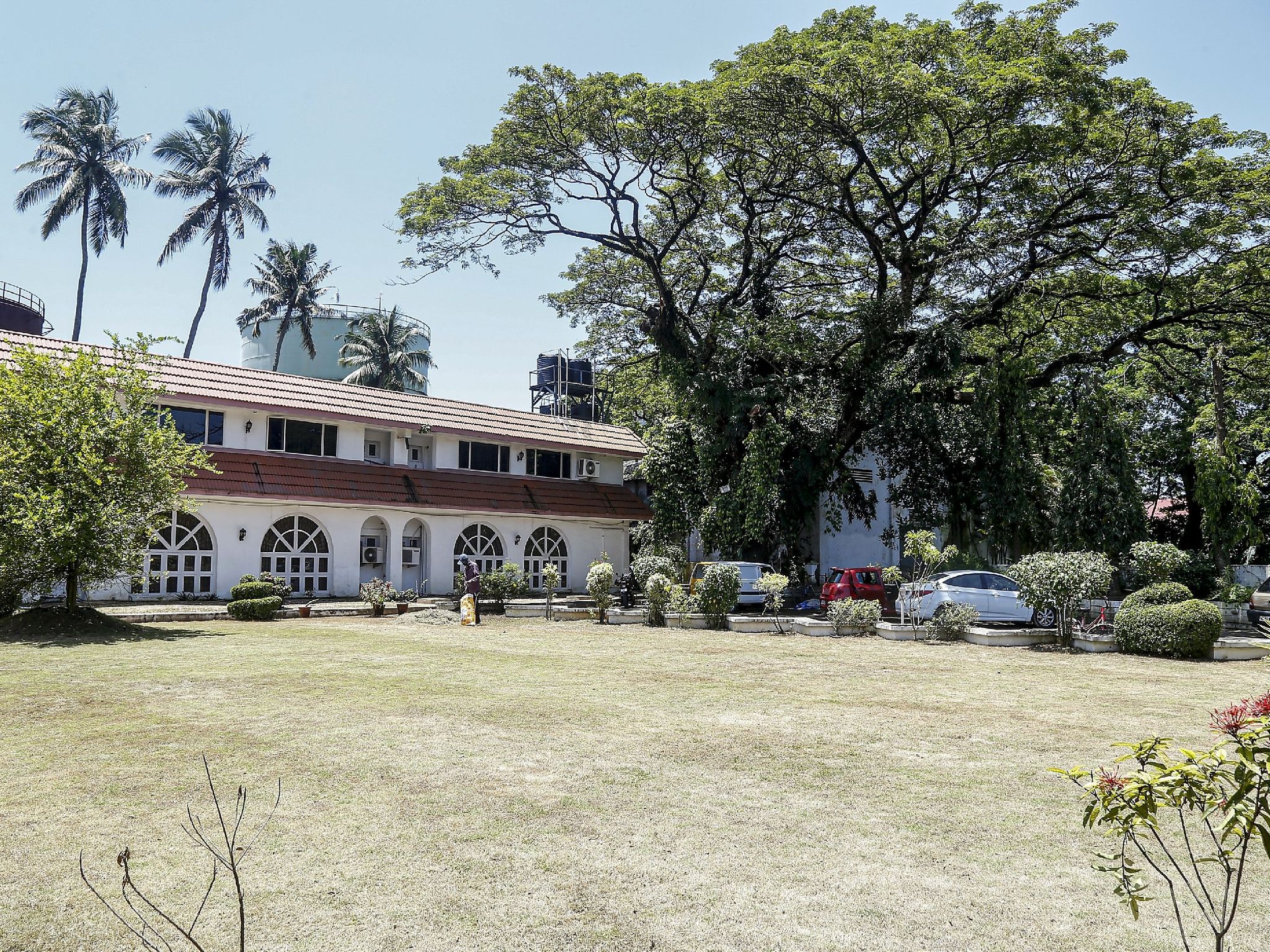 Hotel Exterior
