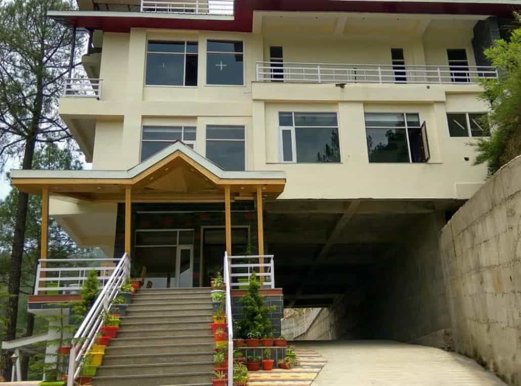 Chail Village Retreat