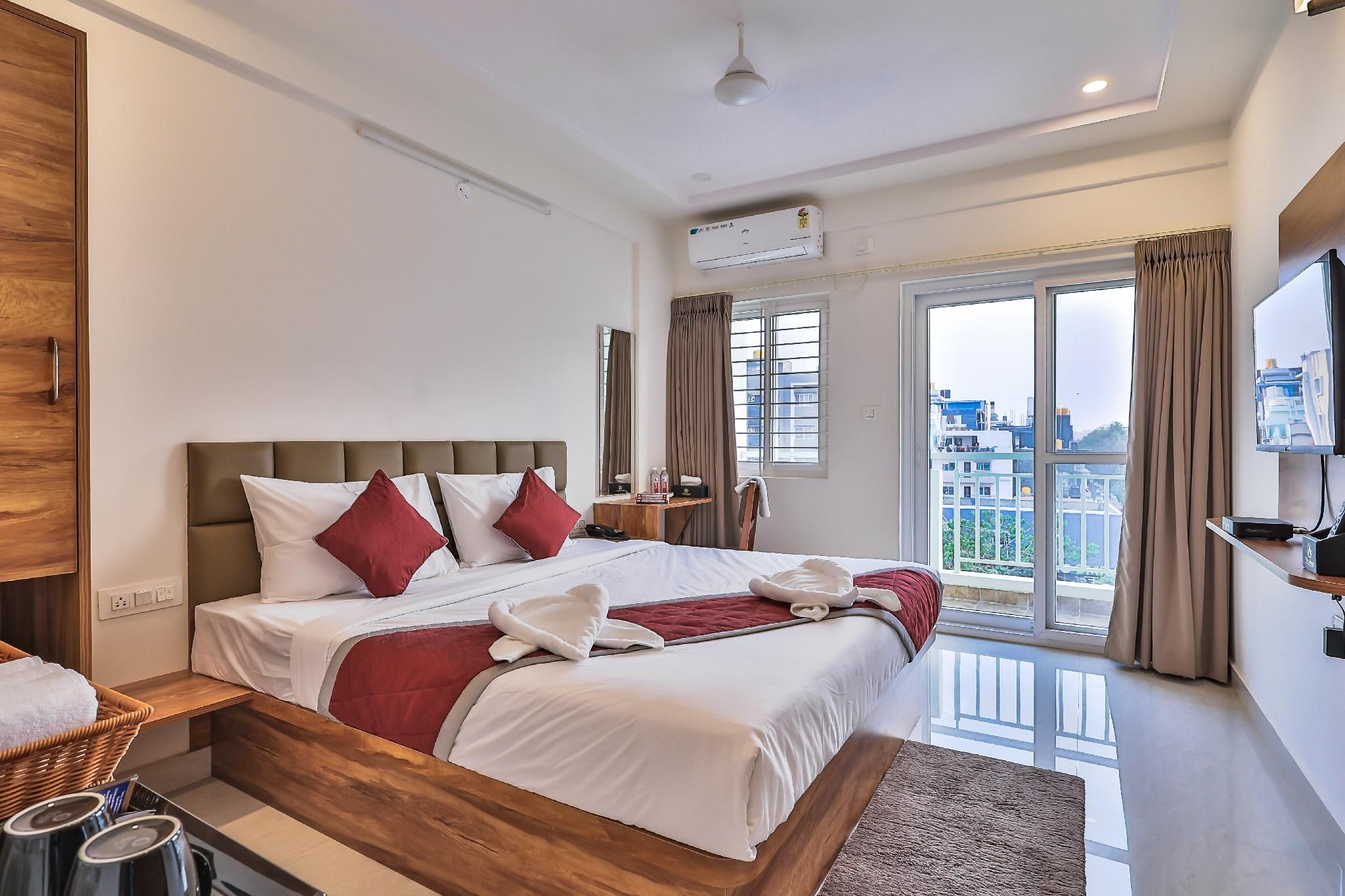Signature Double Suite(Inactive)