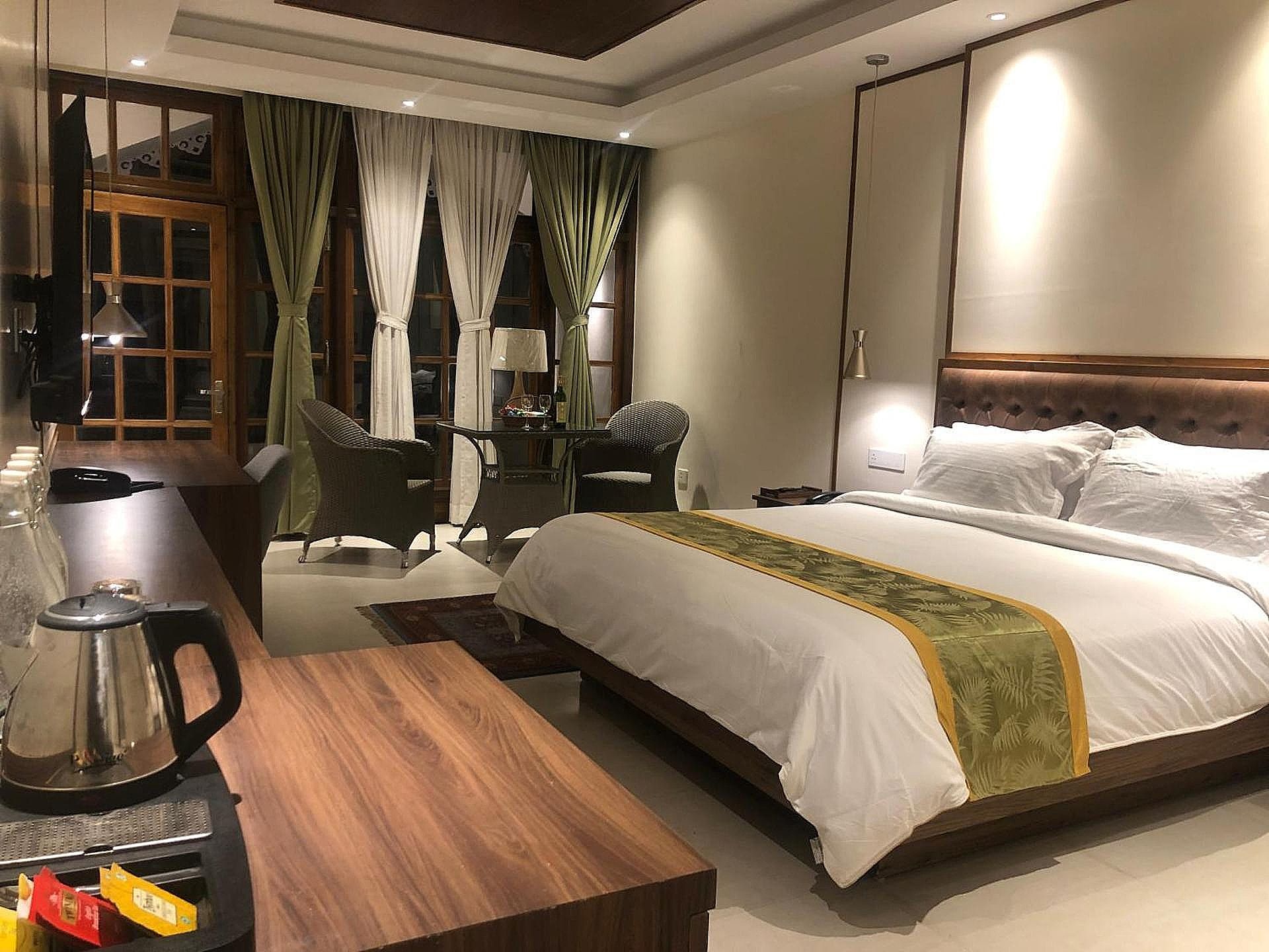 Signature Deluxe Room
