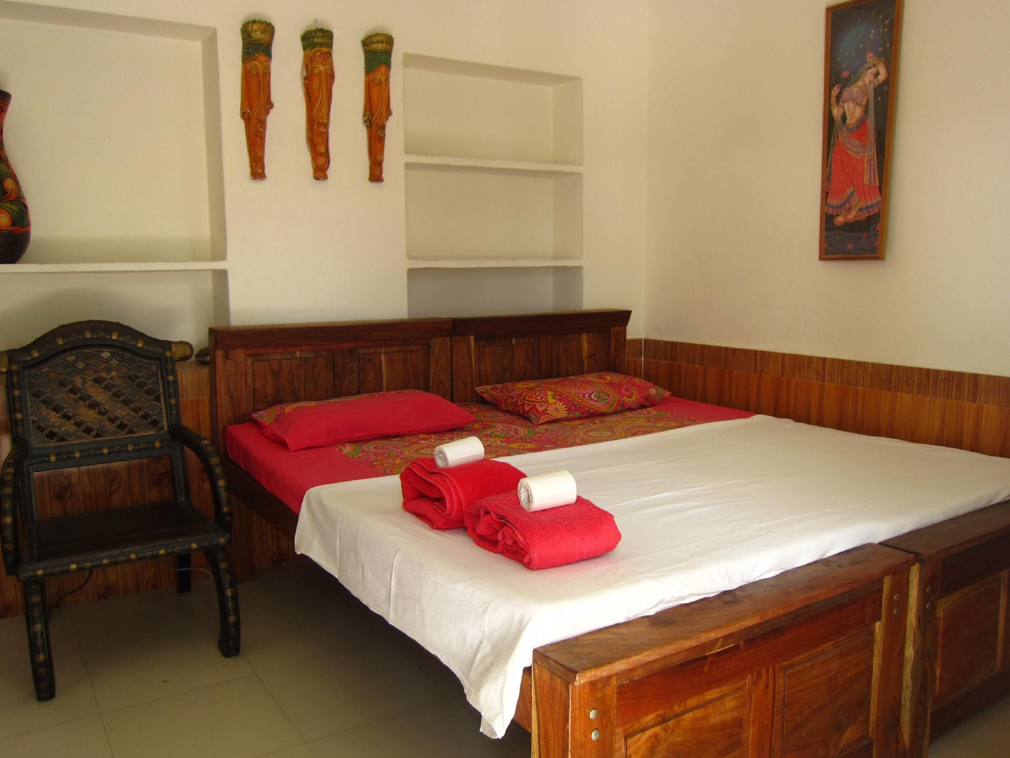 Atithi Guest House Basic Double Room - Ground Floor 2