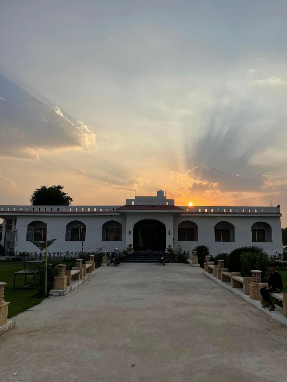 The Ratan Resort & Retreat 