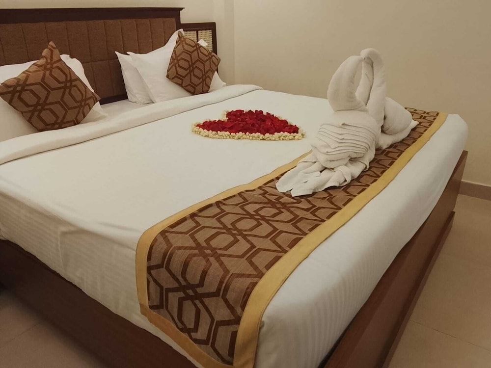 undefined Fort Queen Hotel 9