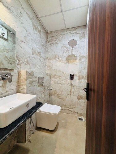 Deluxe Double Bedroom