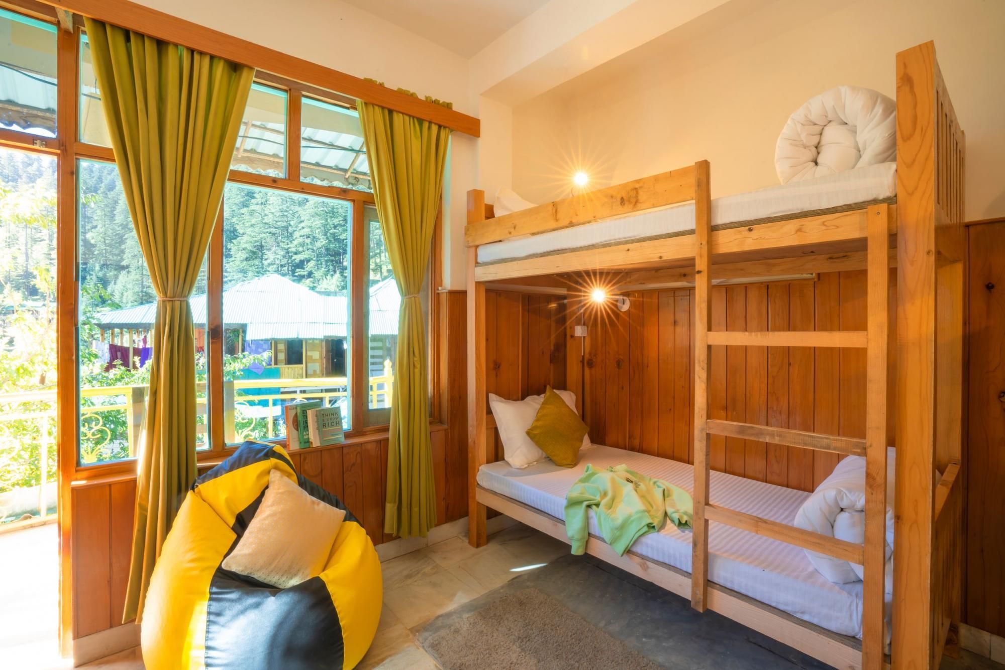 1 Person in 4-Bed Dormitory - Female Only