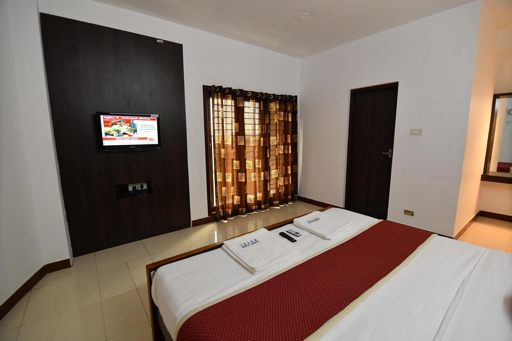 Deluxe Suite AC