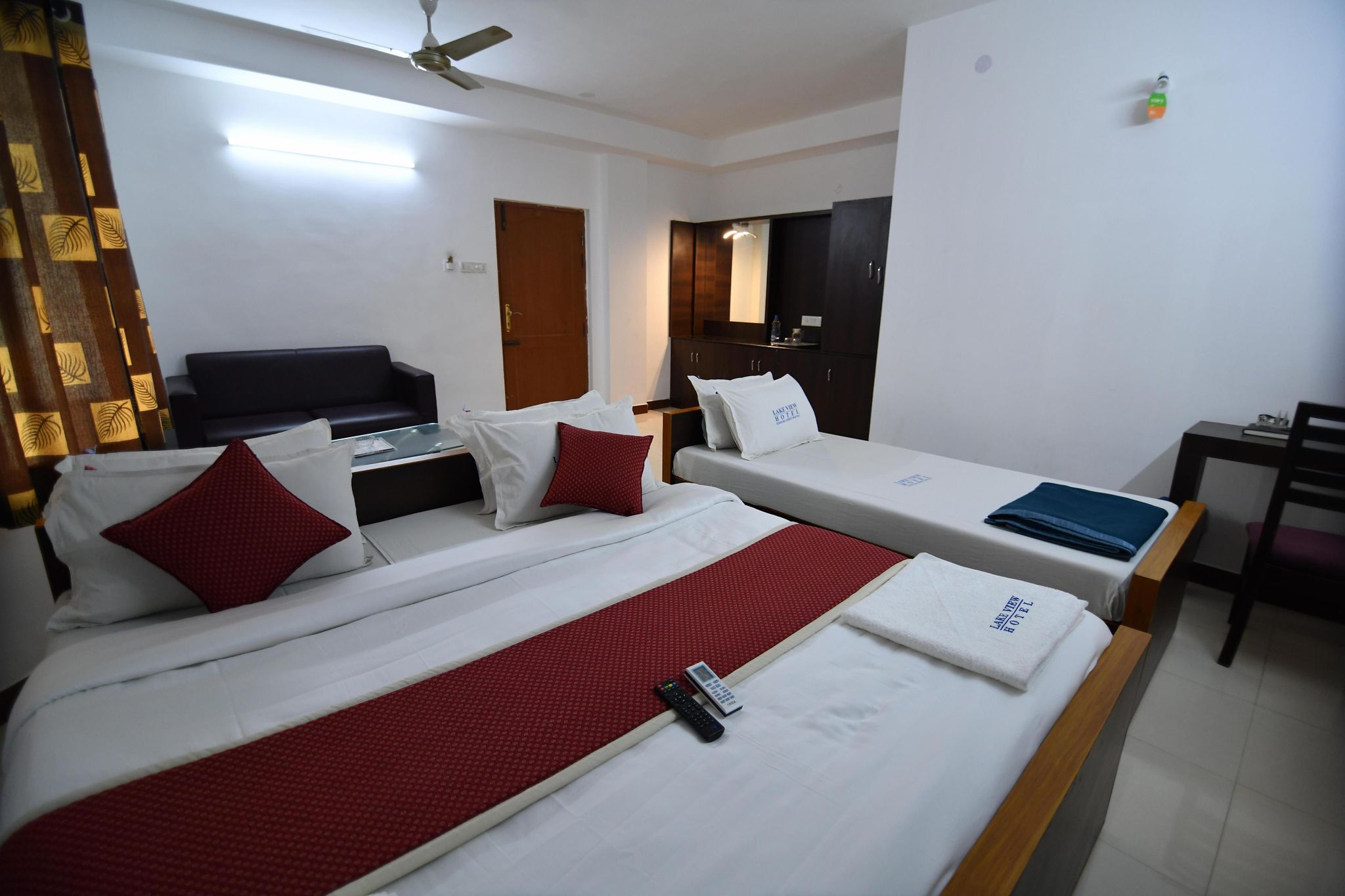 Hotel Lake View Standard Triple Room AC
