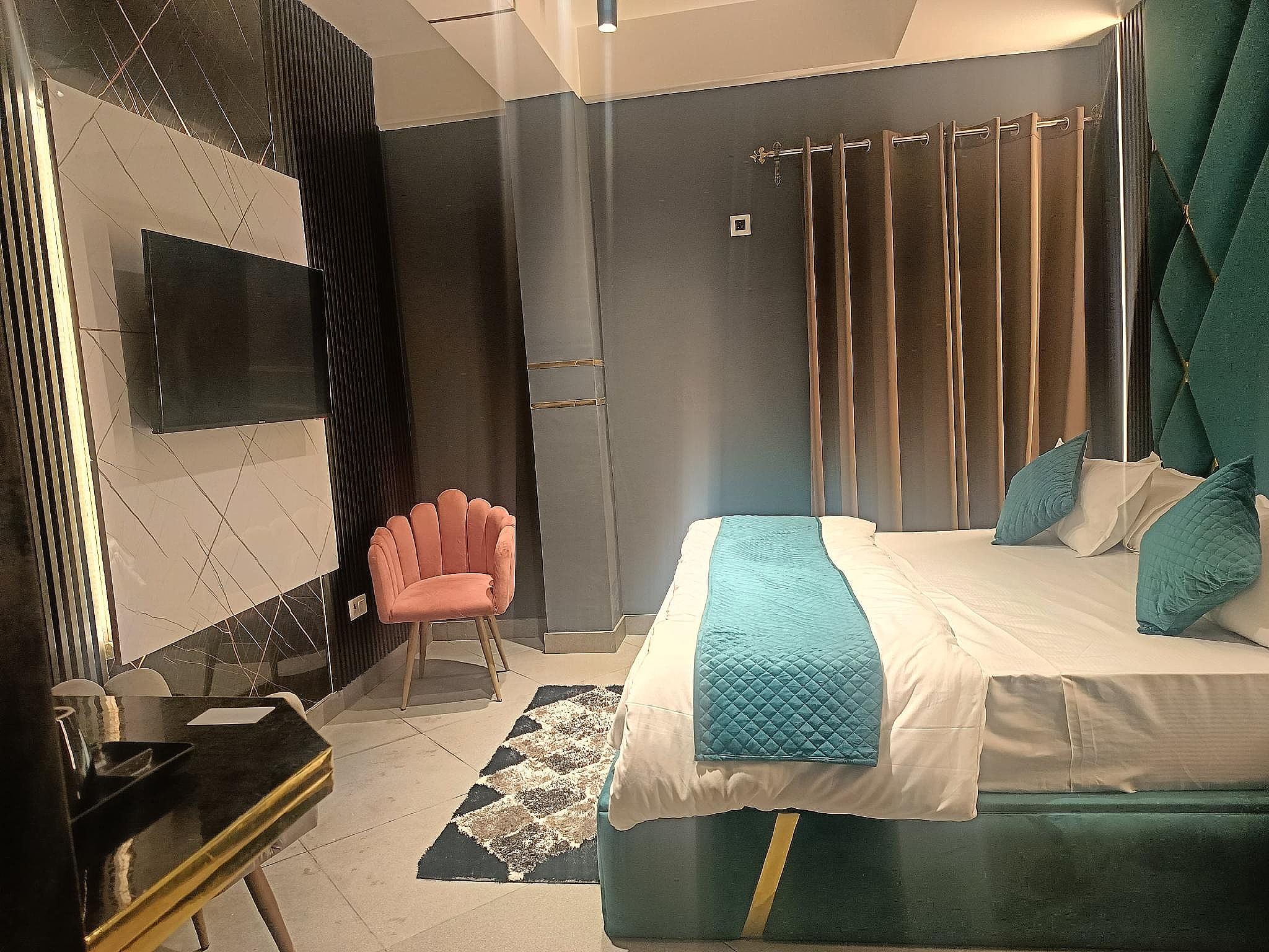 LIEU D' AMOUR  Deluxe Room 3